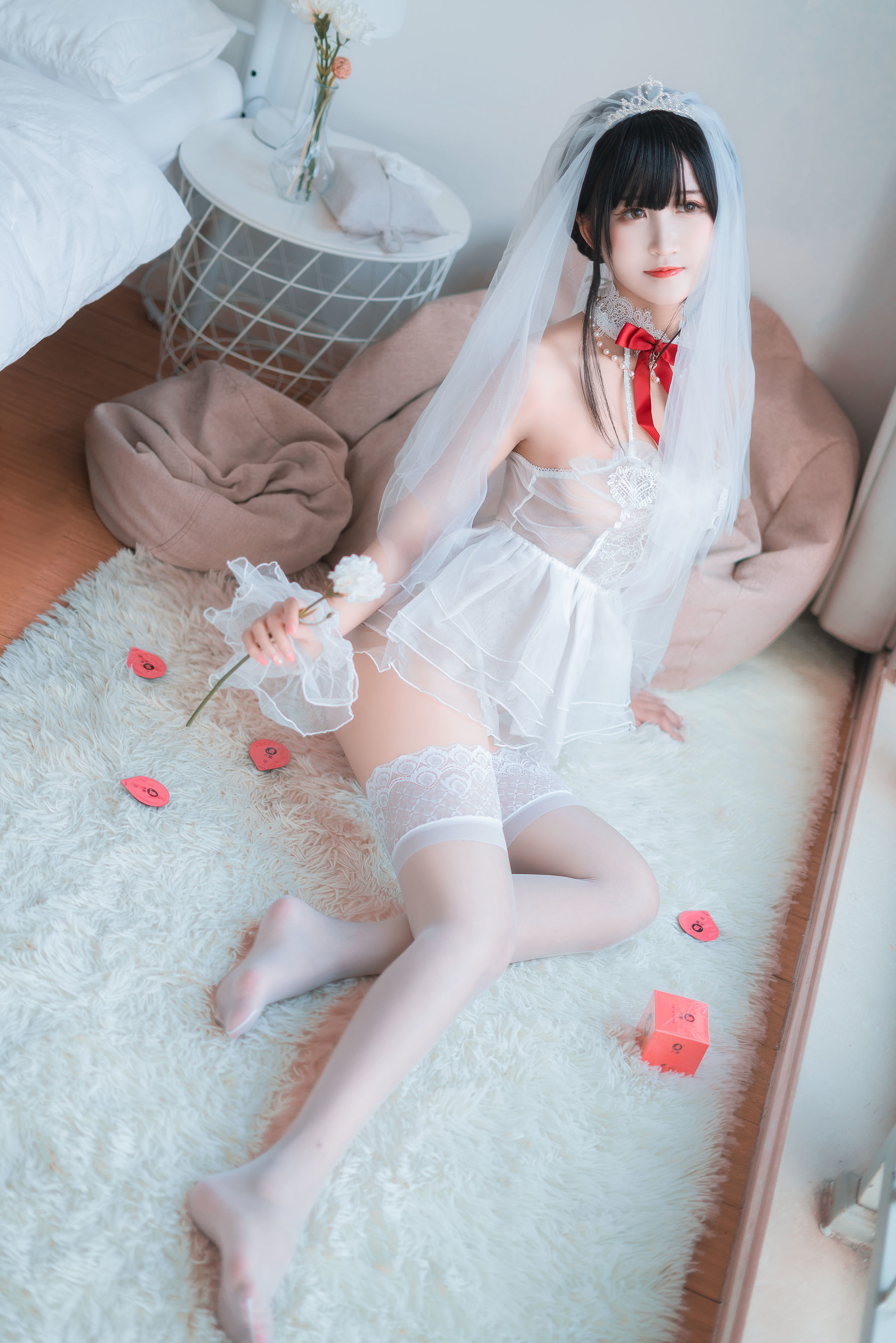 COS福利] 微博妹子三度_69 - 婚紗孔雀翎