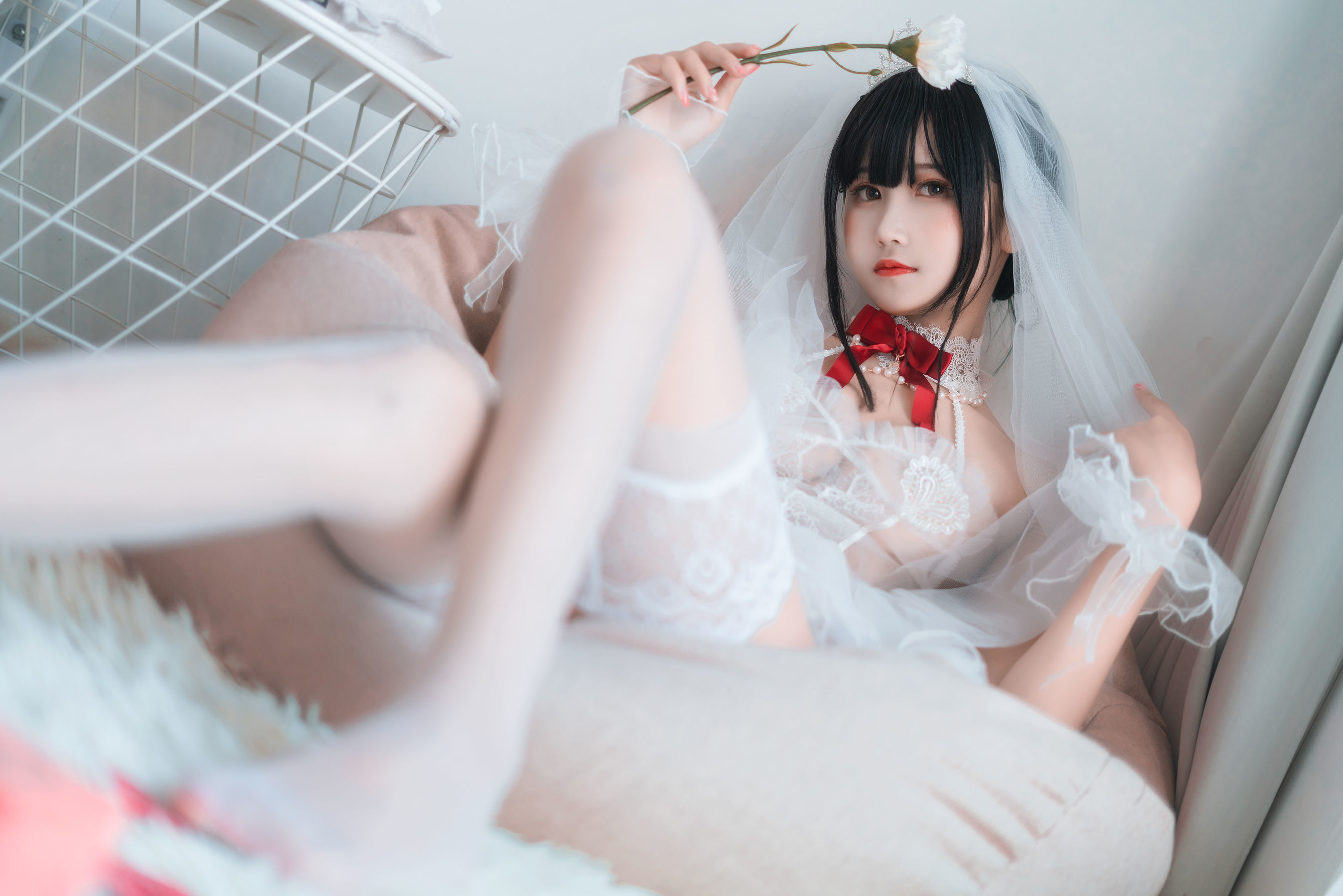 COS福利] 微博妹子三度_69 - 婚紗孔雀翎