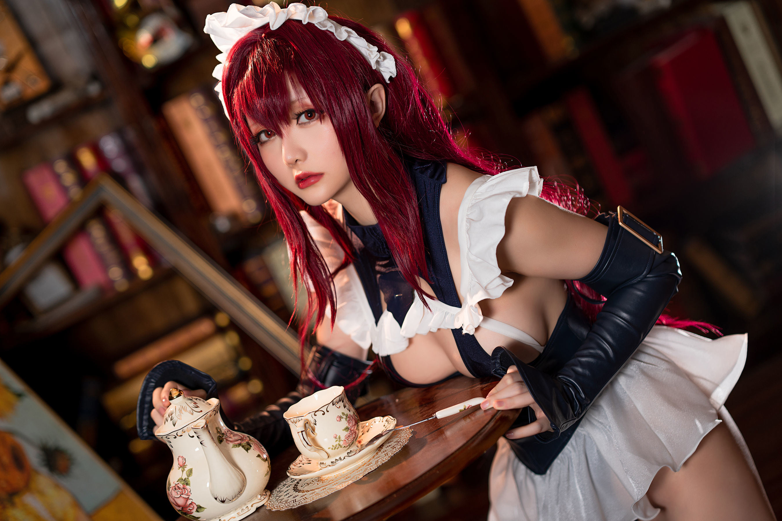 COS Phúc Lợi] Coser Cô Chị Sao Chi Chậm - Ngày Valentine Scáthach