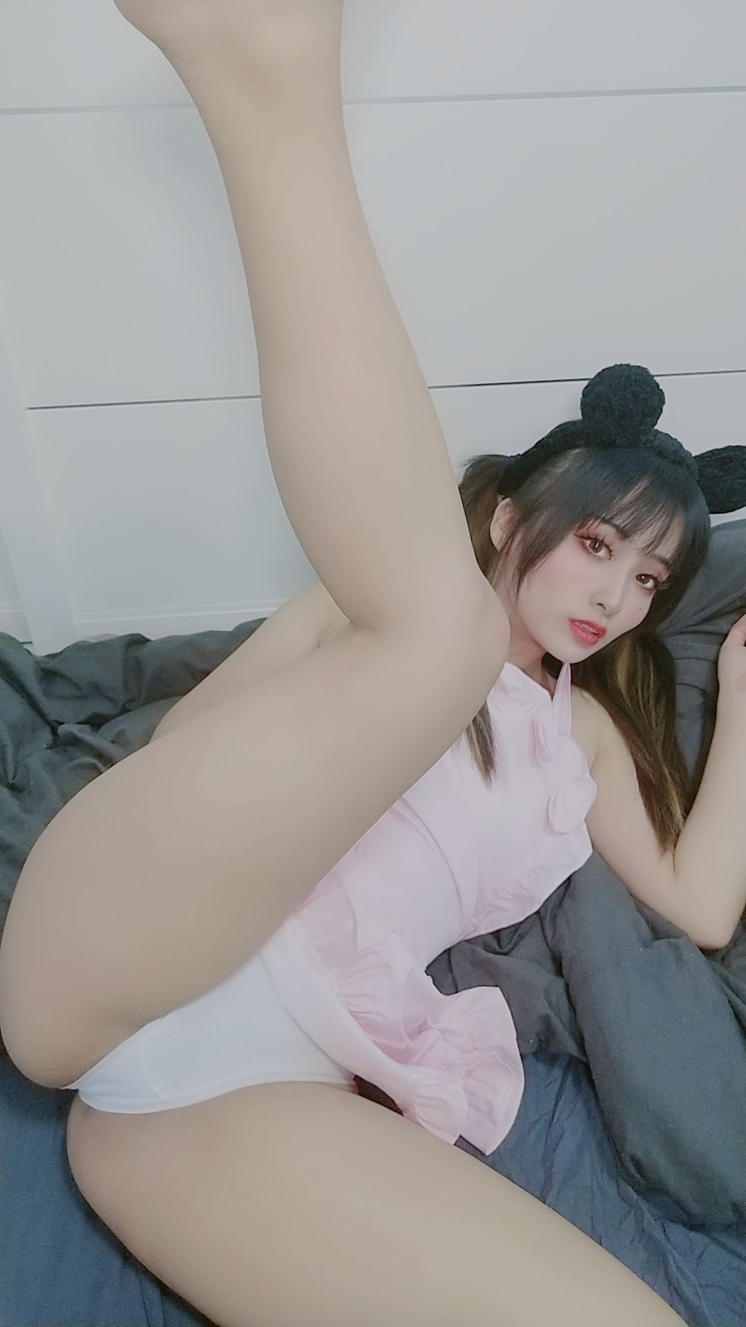 [COS福利] 动漫博主洛璃 belle SAMA - 猫咪围裙