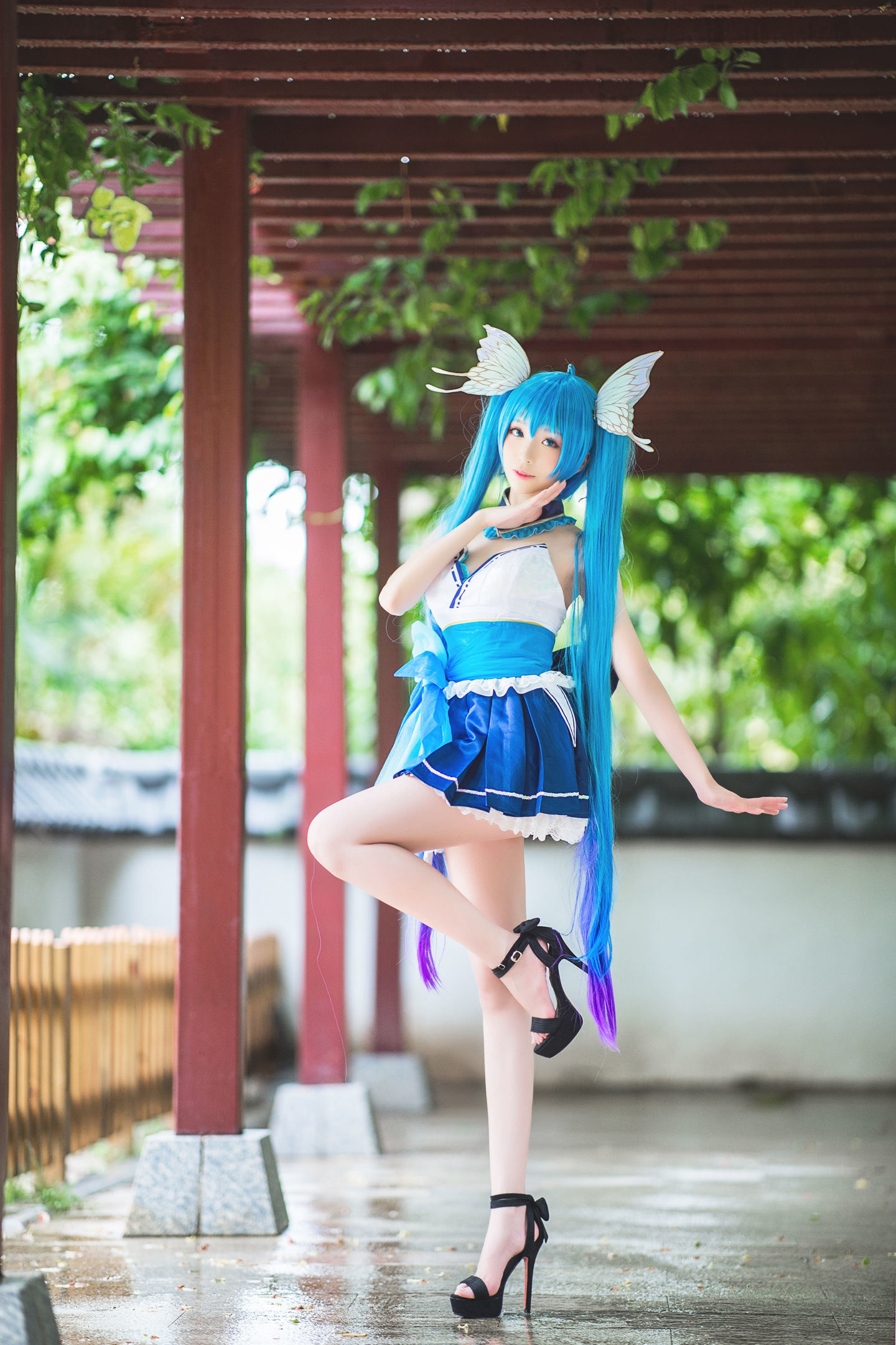 COS福利] 長腿 Coser 青青子Js - 初音未來