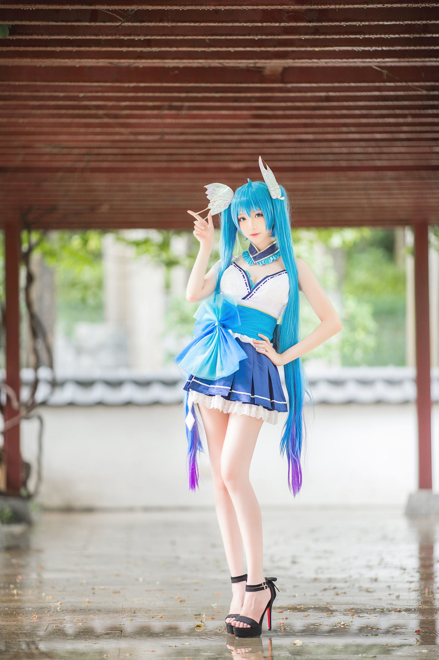 COS福利] 長腿 Coser 青青子Js - 初音未來