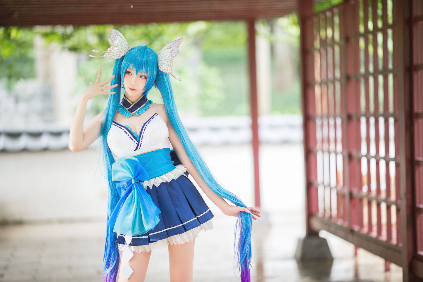 COS福利] 長腿 Coser 青青子Js - 初音未來