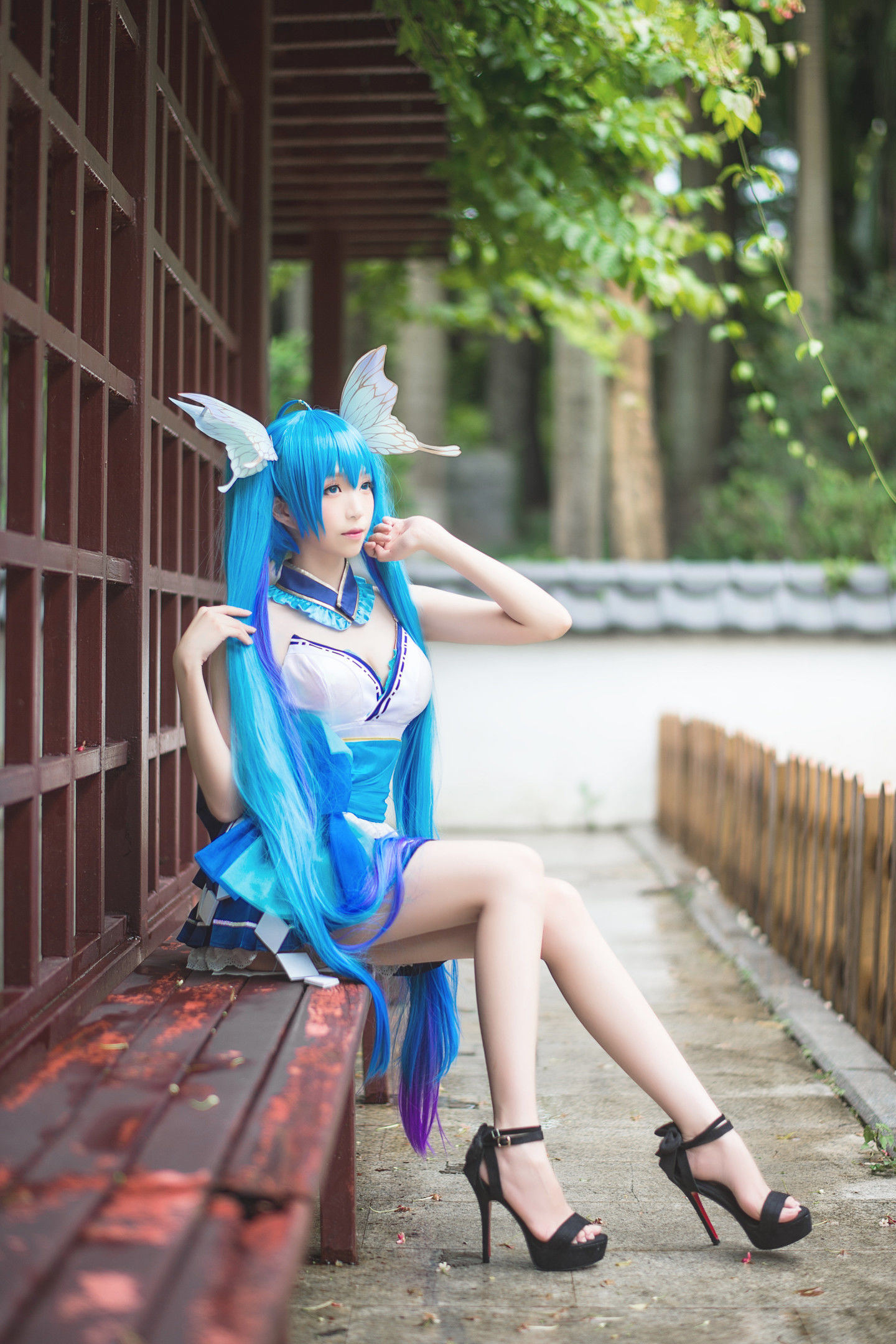 COS福利] 長腿 Coser 青青子Js - 初音未來