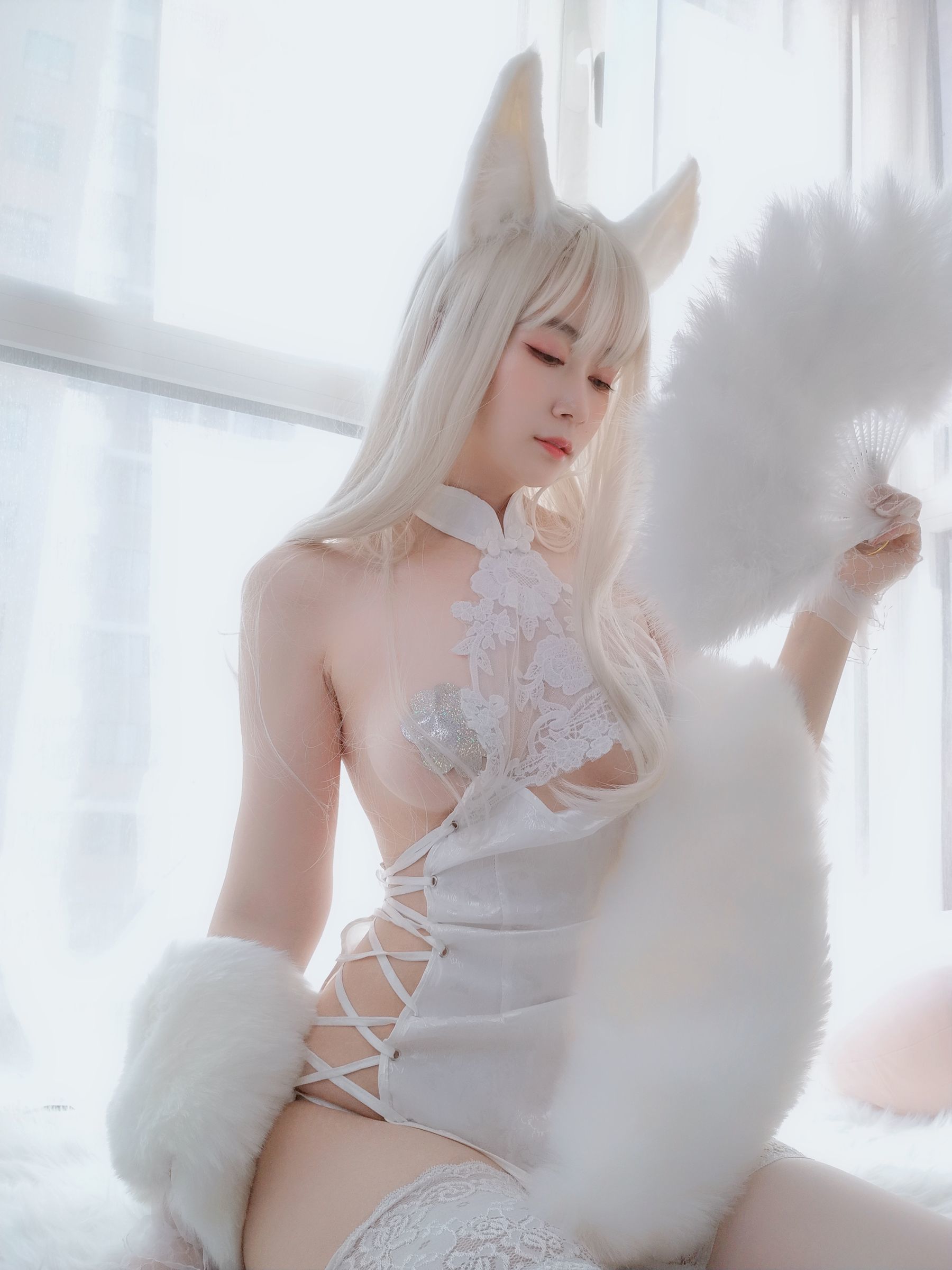 コスプレの福利] コサーお姉さん白銀 - 白うさぎ
