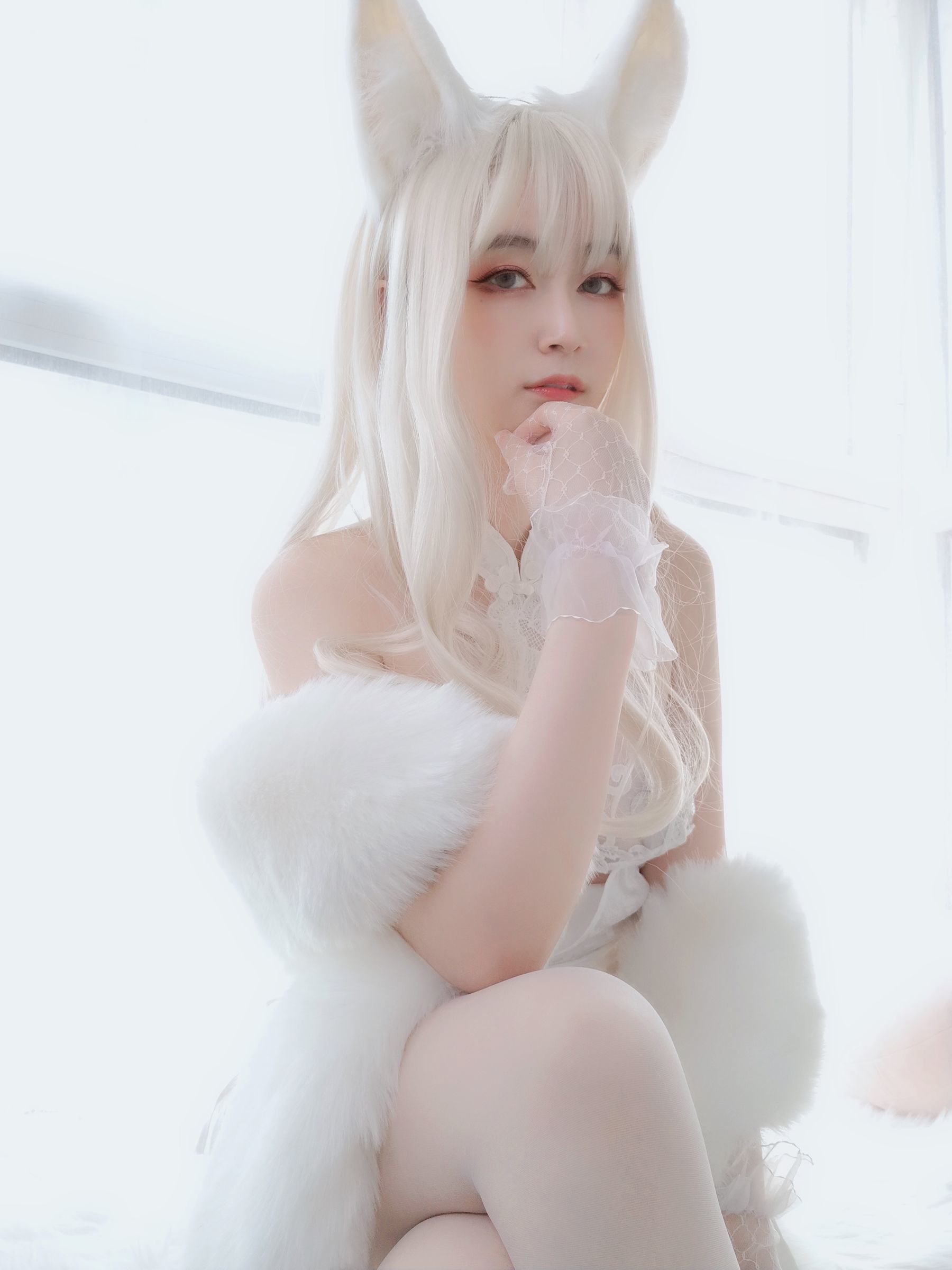 コスプレの福利] コサーお姉さん白銀 - 白うさぎ