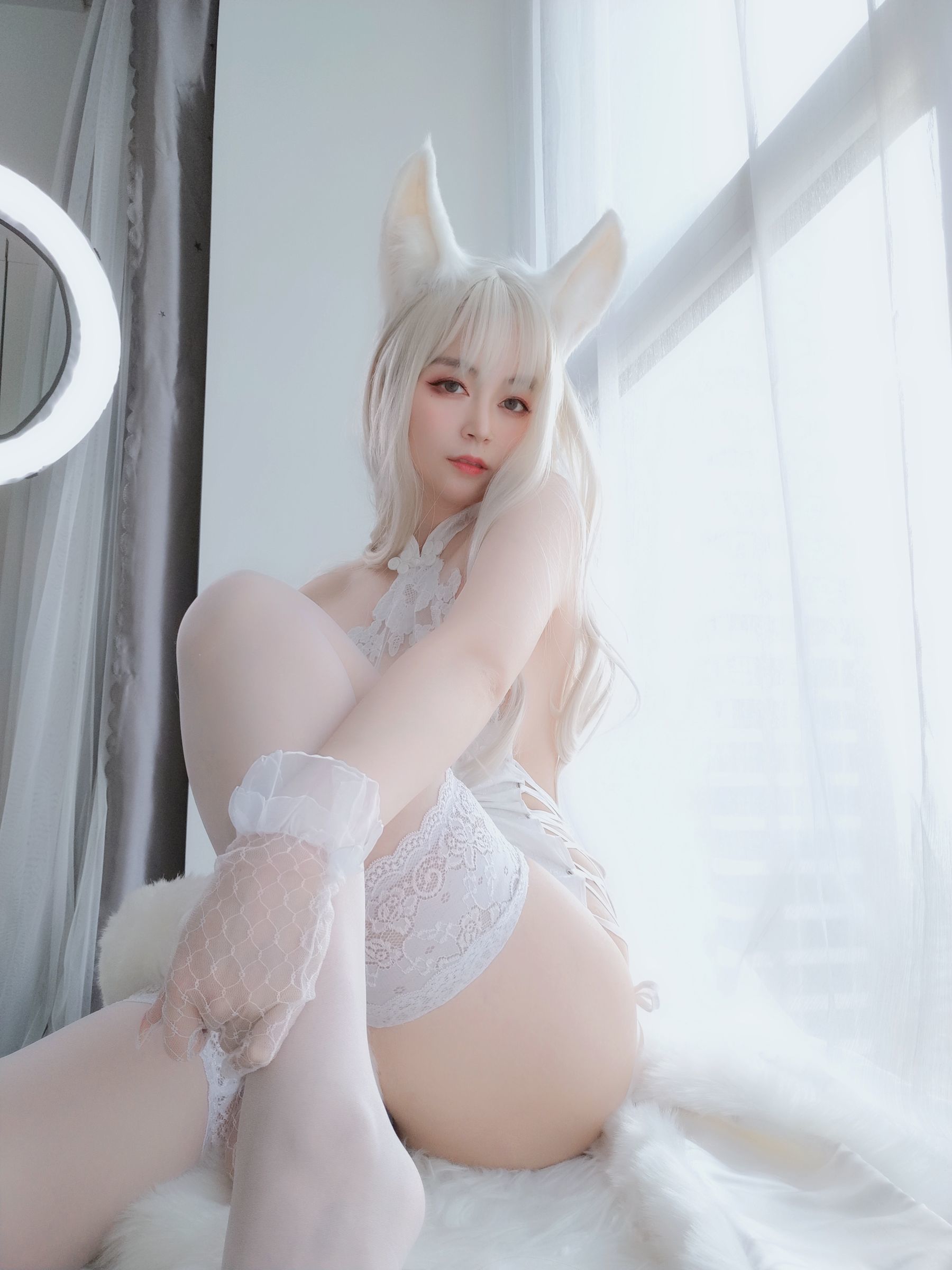 COS Phúc lợi] Coser Chị Bạc - Thỏ Trắng