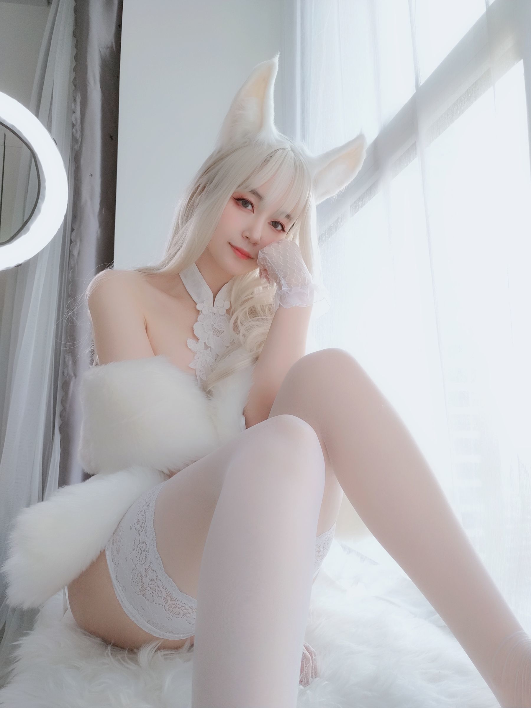 COS Phúc lợi] Coser Chị Bạc - Thỏ Trắng