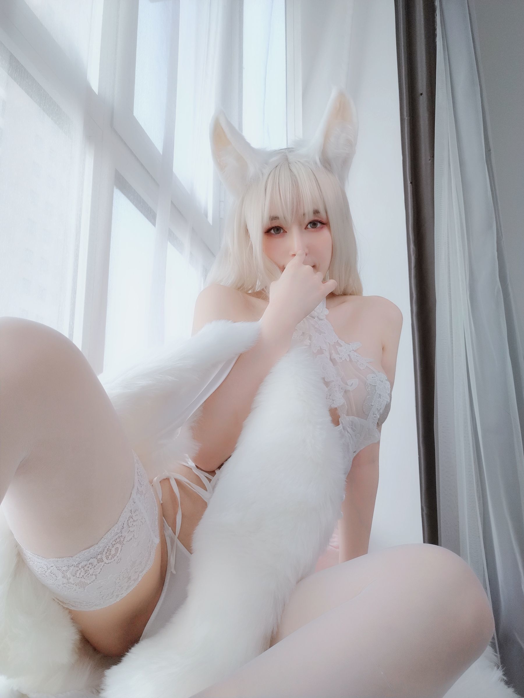 COS Phúc lợi] Coser Chị Bạc - Thỏ Trắng