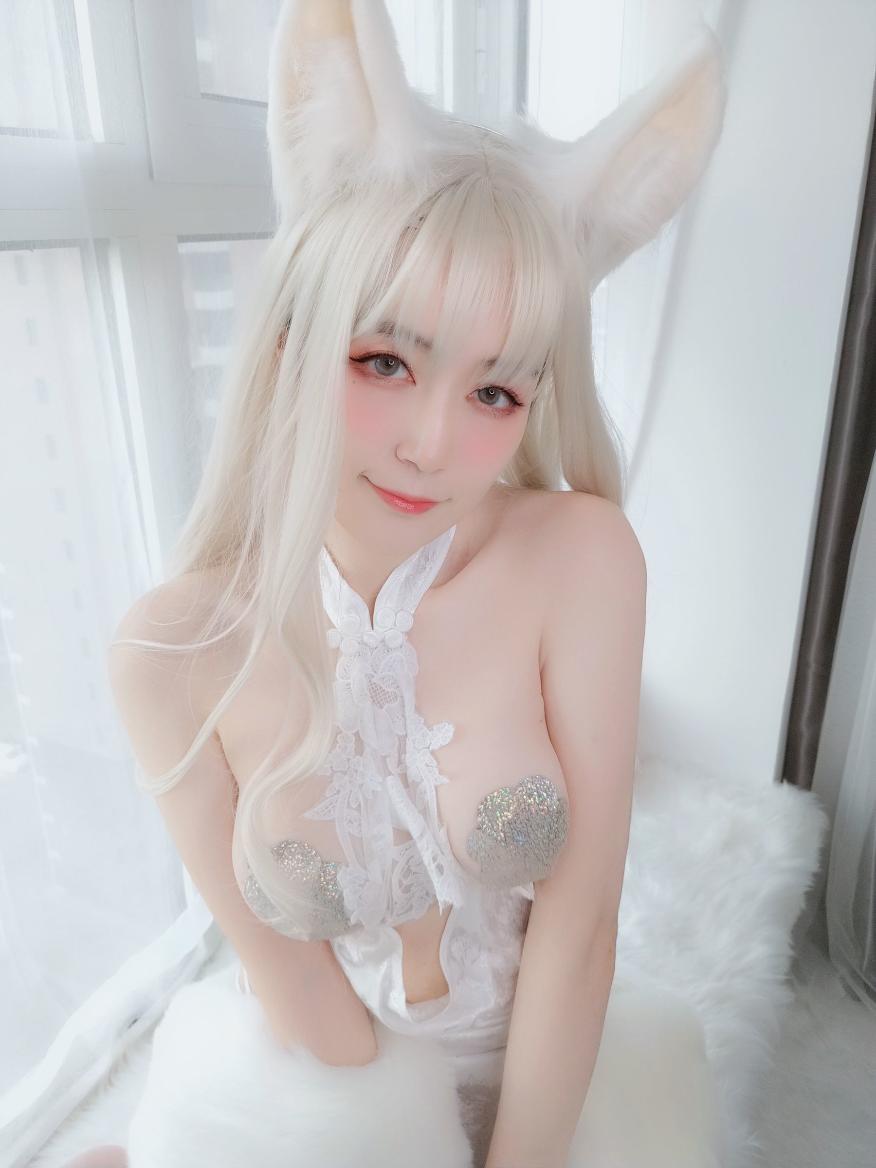 COS Phúc lợi] Coser Chị Bạc - Thỏ Trắng