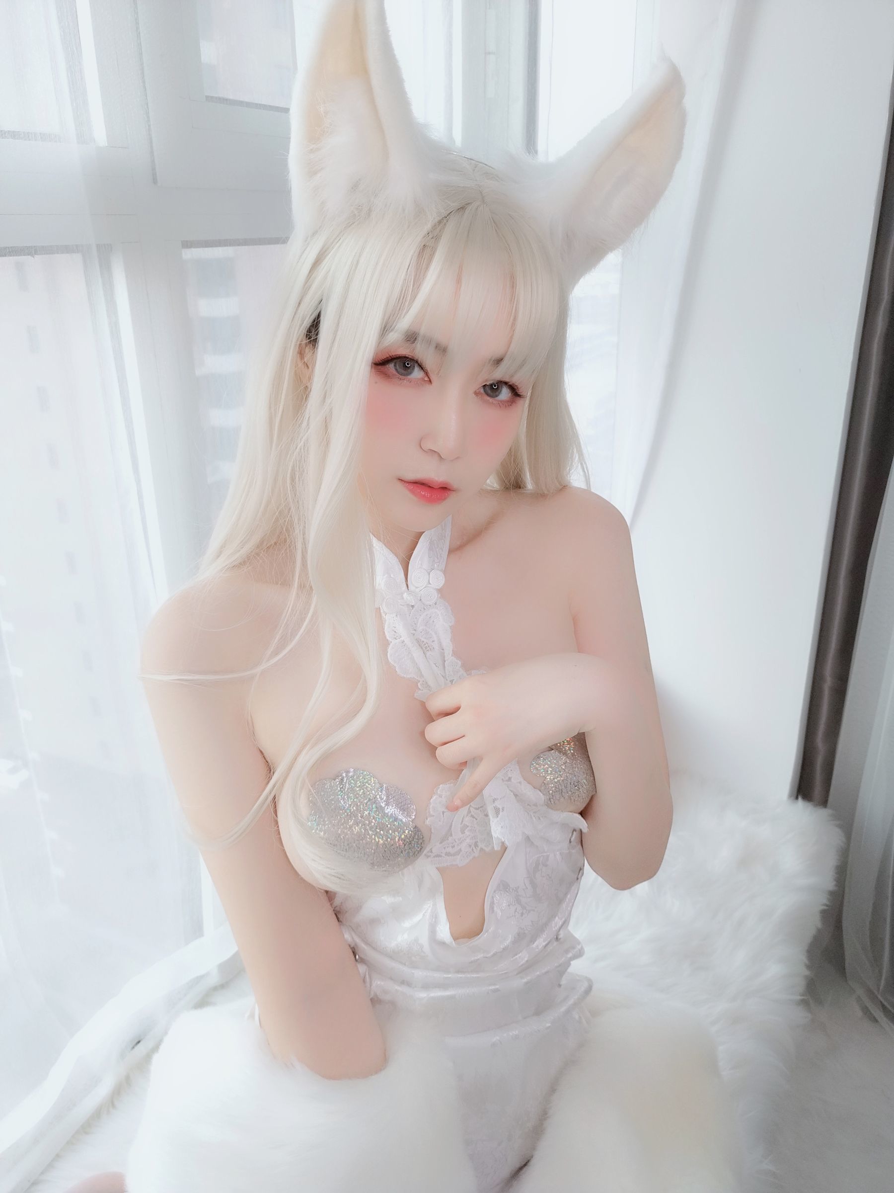 COS Phúc lợi] Coser Chị Bạc - Thỏ Trắng