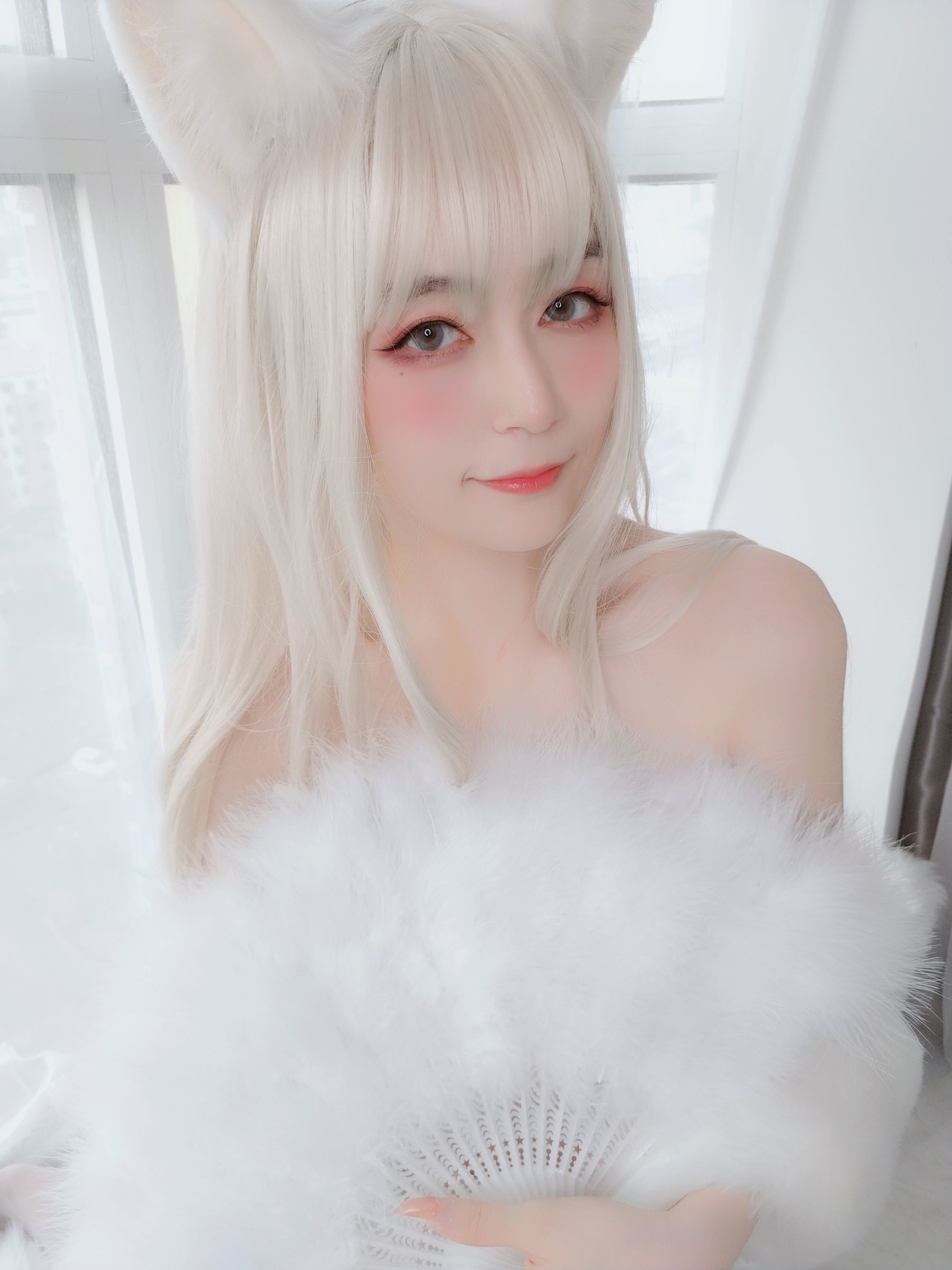 COS Phúc lợi] Coser Chị Bạc - Thỏ Trắng