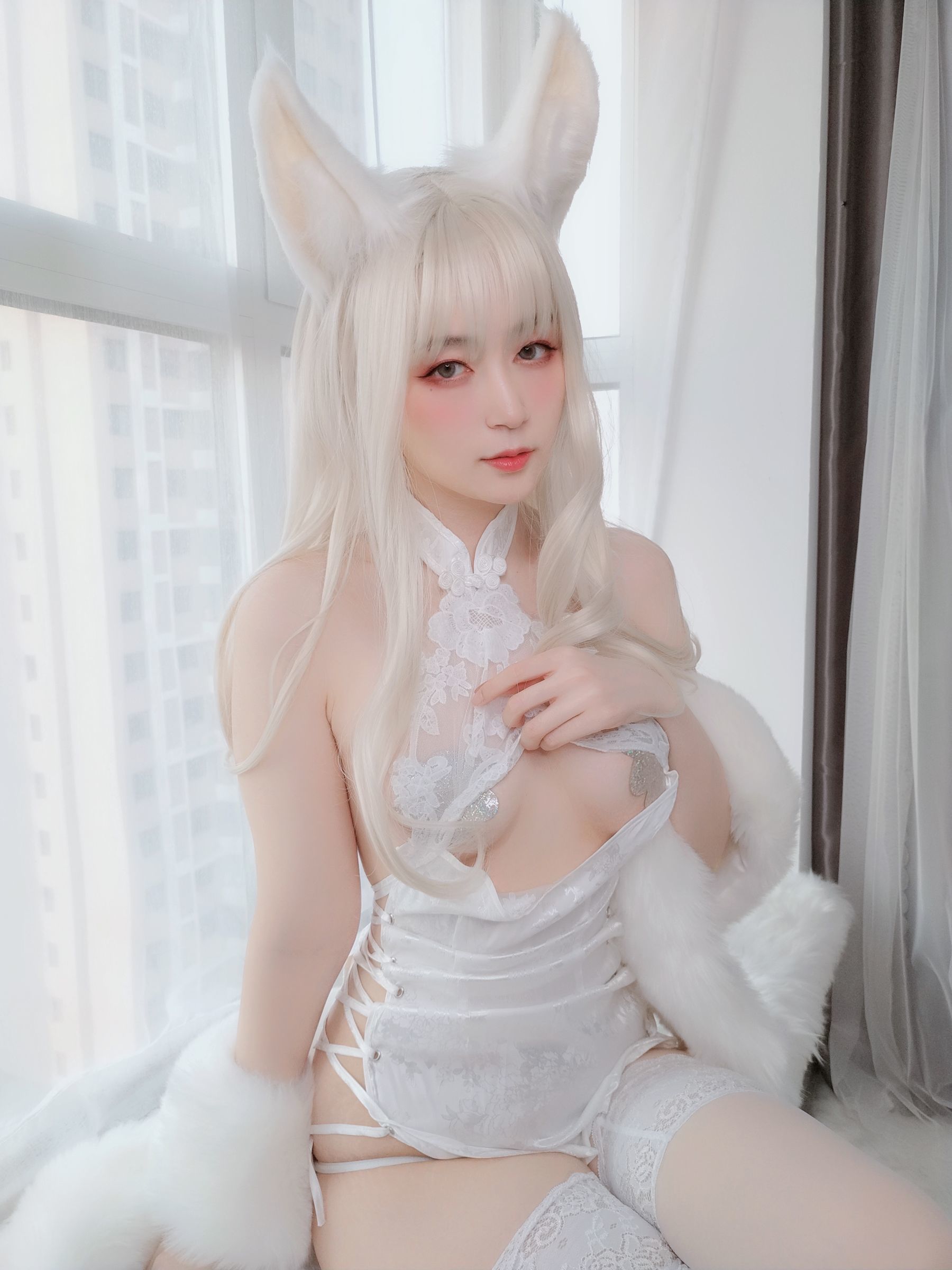 コスプレの福利] コサーお姉さん白銀 - 白うさぎ