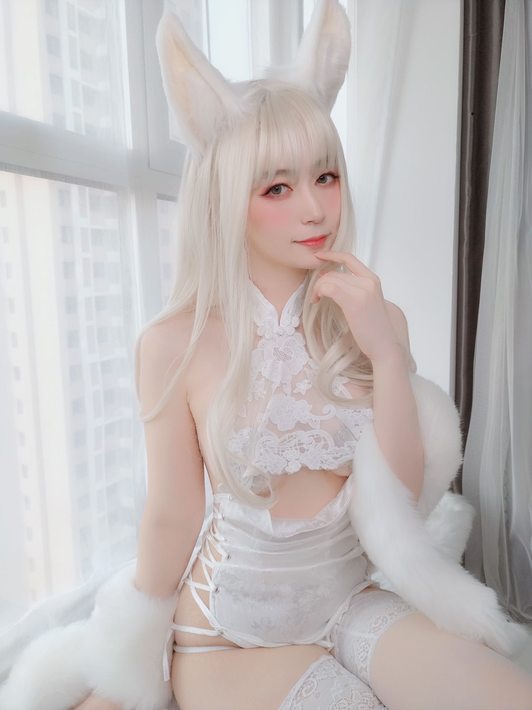 コスプレの福利] コサーお姉さん白銀 - 白うさぎ