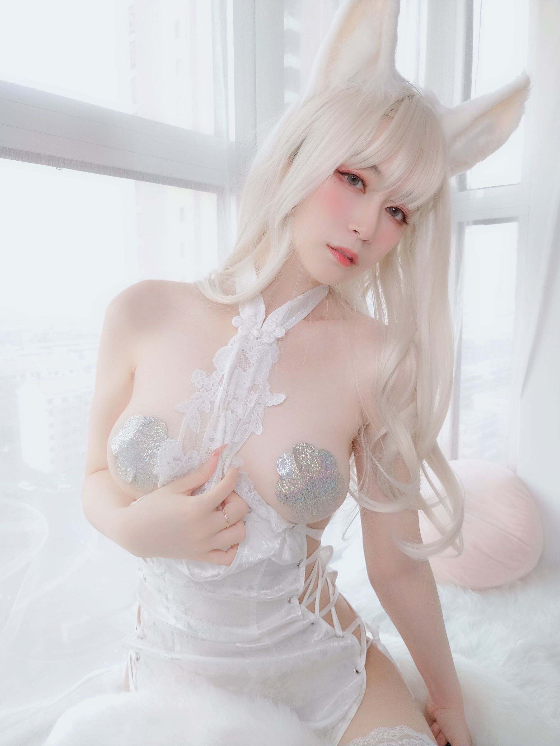 コスプレの福利] コサーお姉さん白銀 - 白うさぎ