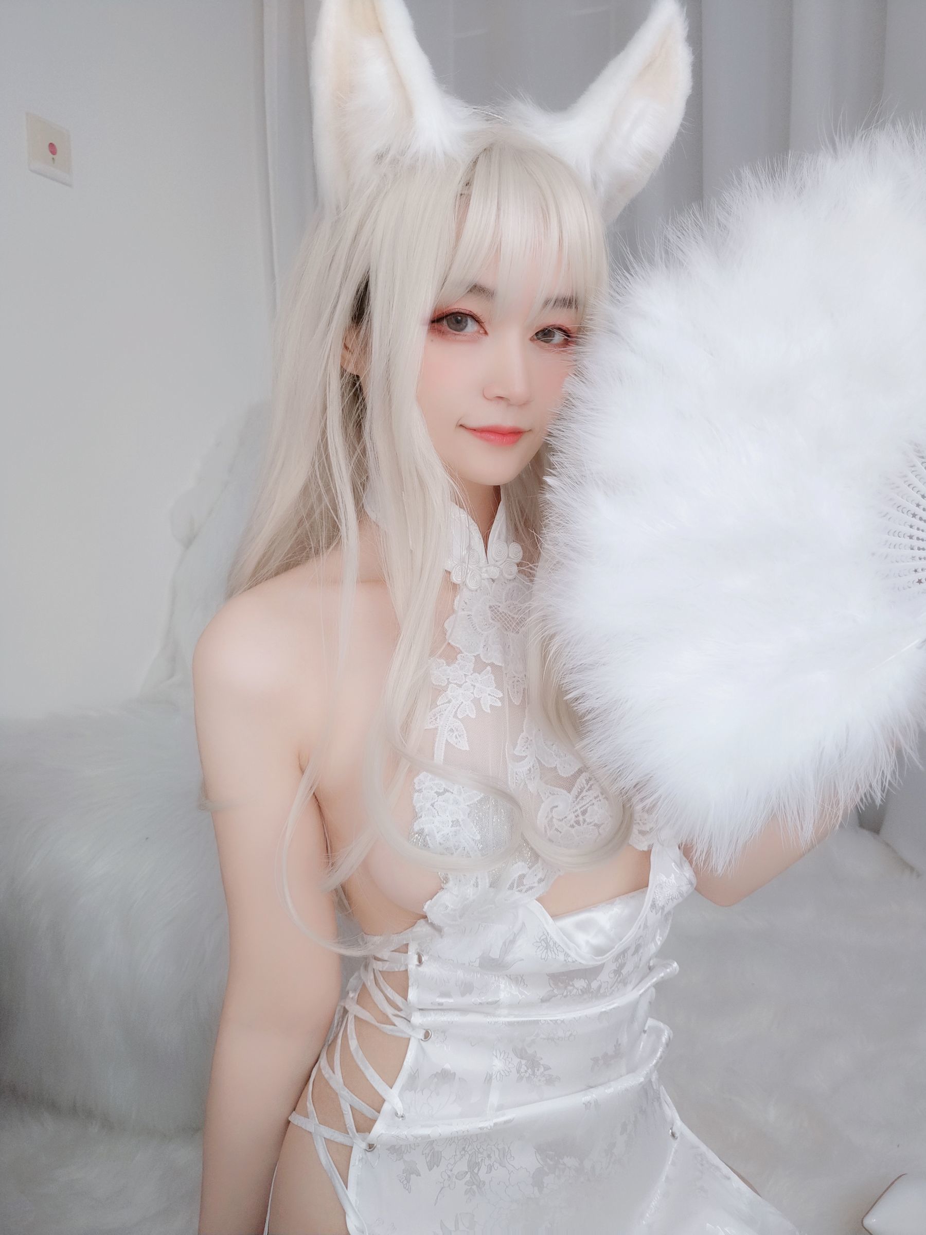 コスプレの福利] コサーお姉さん白銀 - 白うさぎ