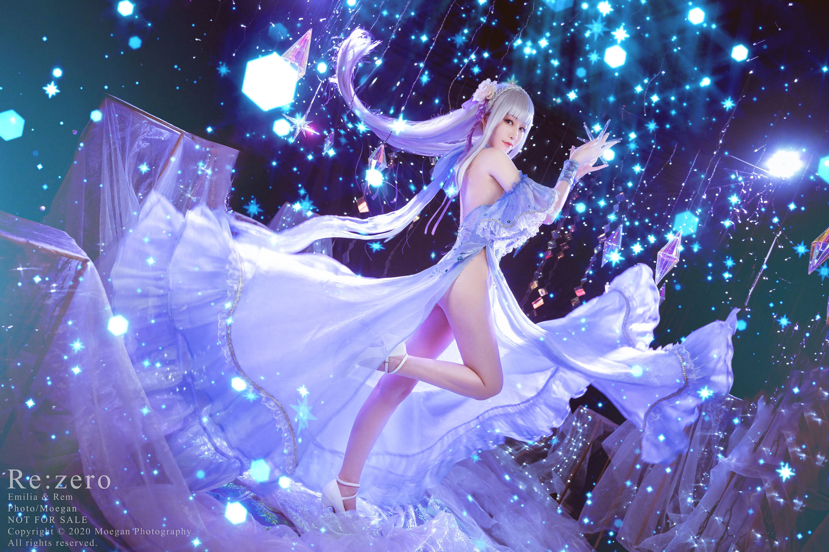 Cosplay Welfare] Miyana Mi Ya & Zi Yue Tao - Crystal Dress