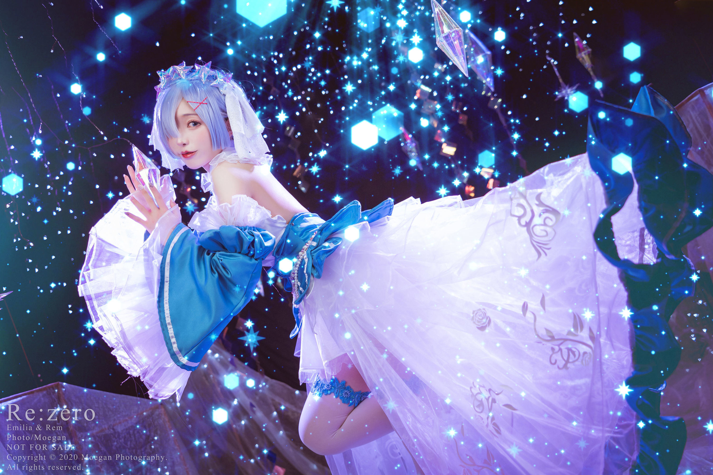 Cosplay Welfare] Miyana Mi Ya & Zi Yue Tao - Crystal Dress