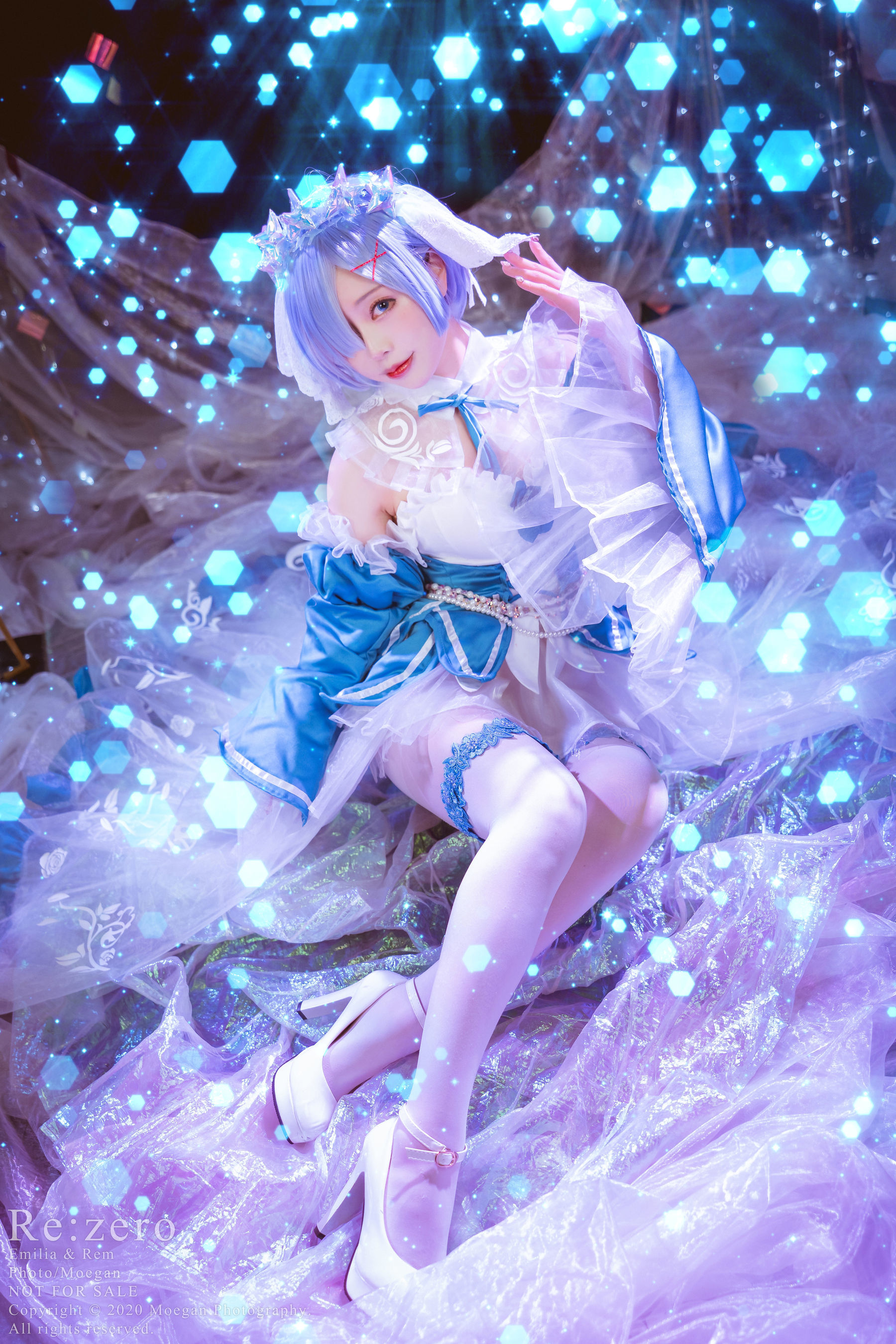 Cosplay Welfare] Miyana Mi Ya & Zi Yue Tao - Crystal Dress