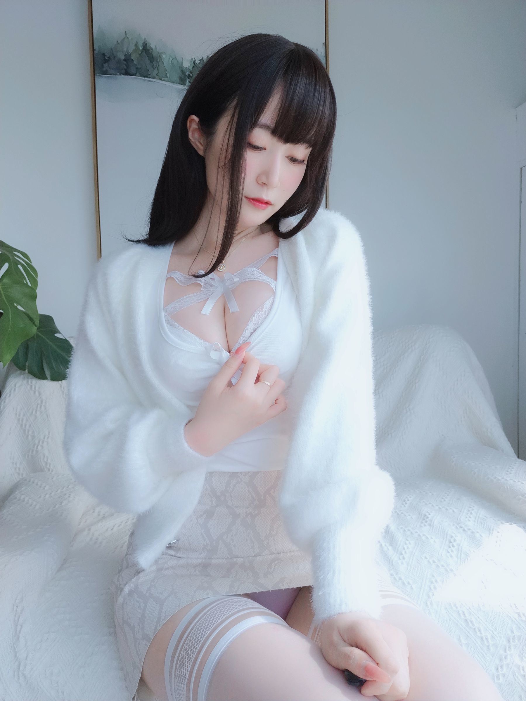 COS Welfare] Coser Miss Bai Yin - White Lace