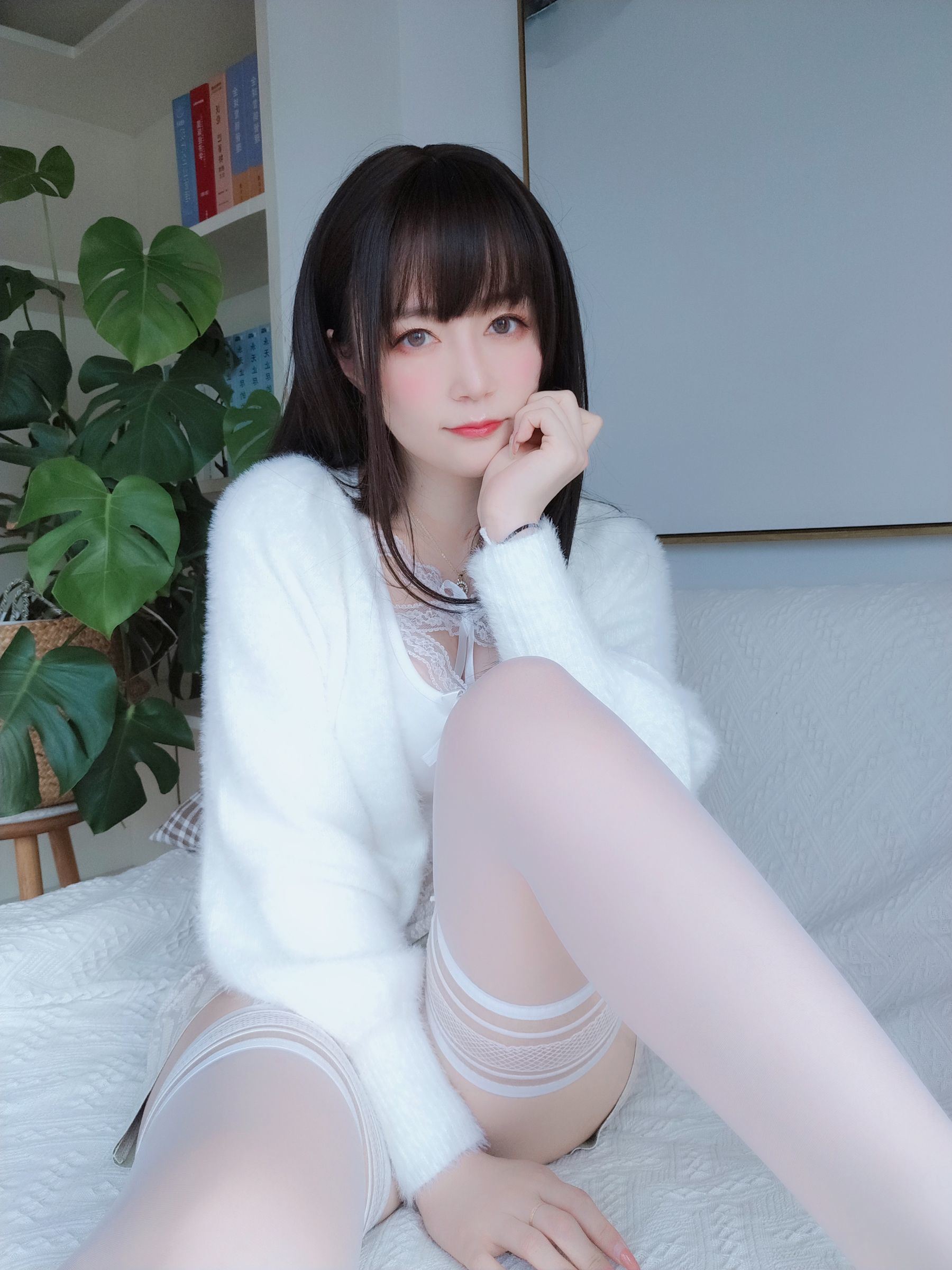 COS Welfare] Coser Miss Bai Yin - White Lace