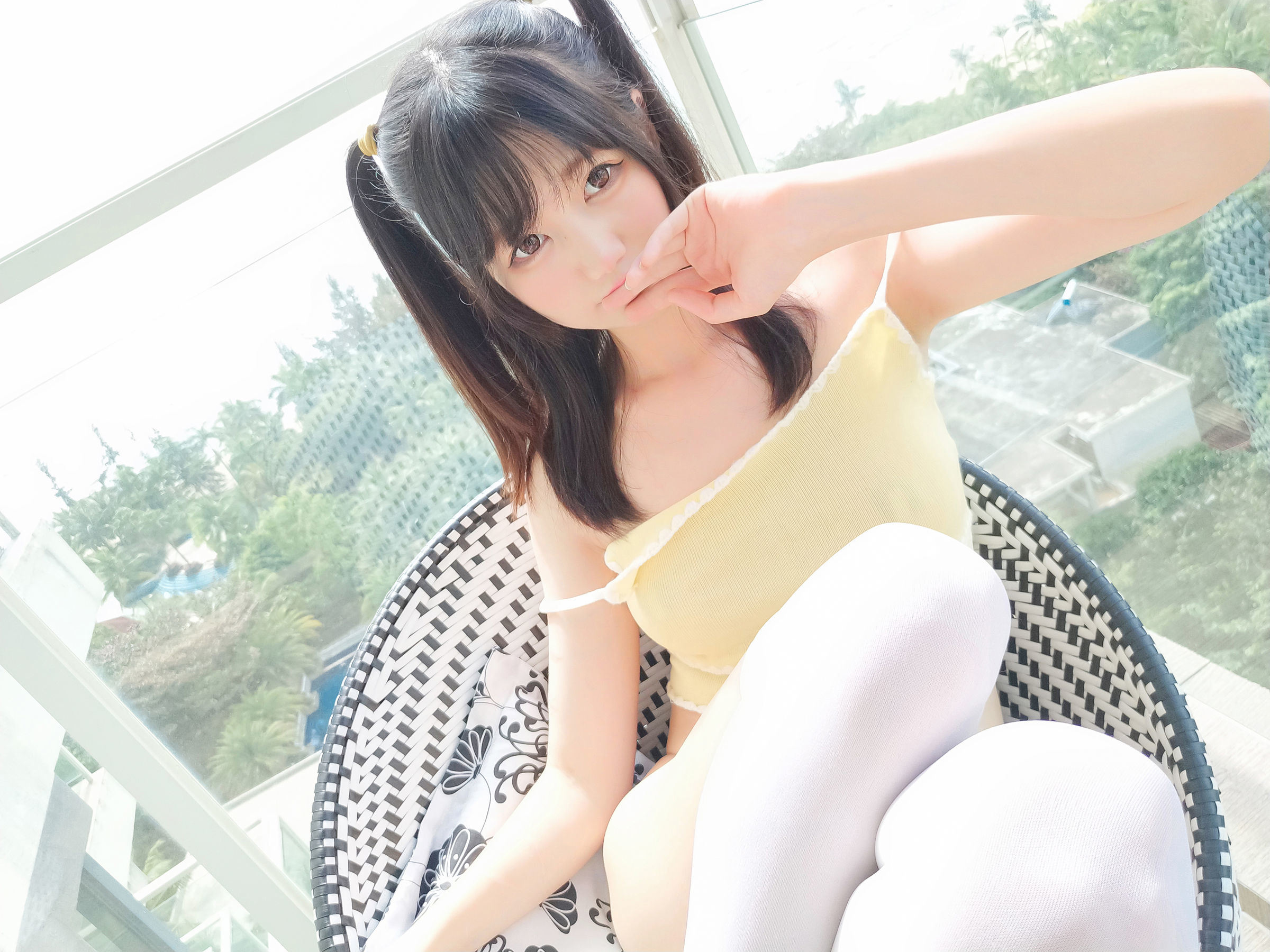 COS Welfare] Nagisa Monster Meow - Island Travel Selfie