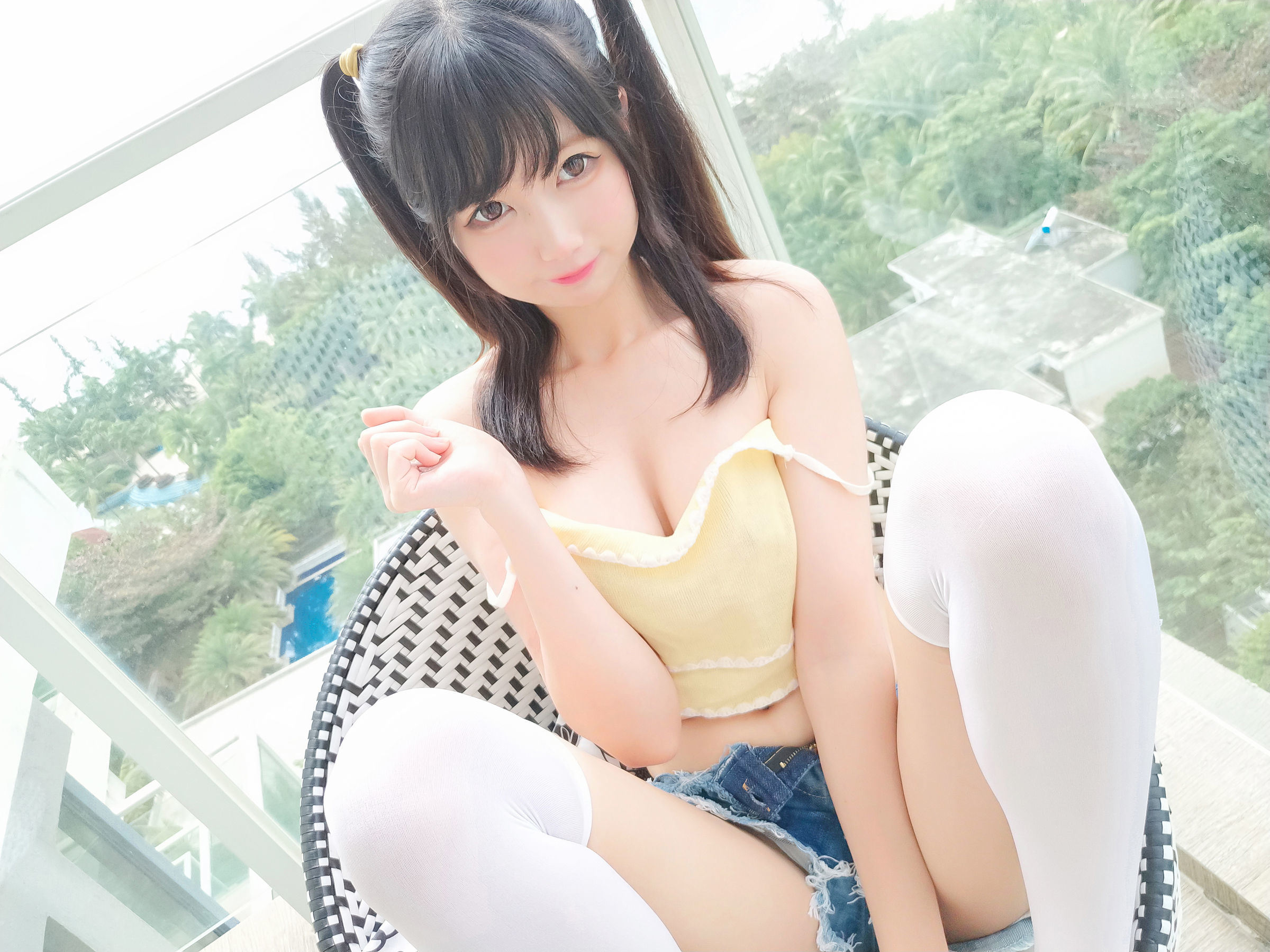 COS Welfare] Nagisa Monster Meow - Island Travel Selfie