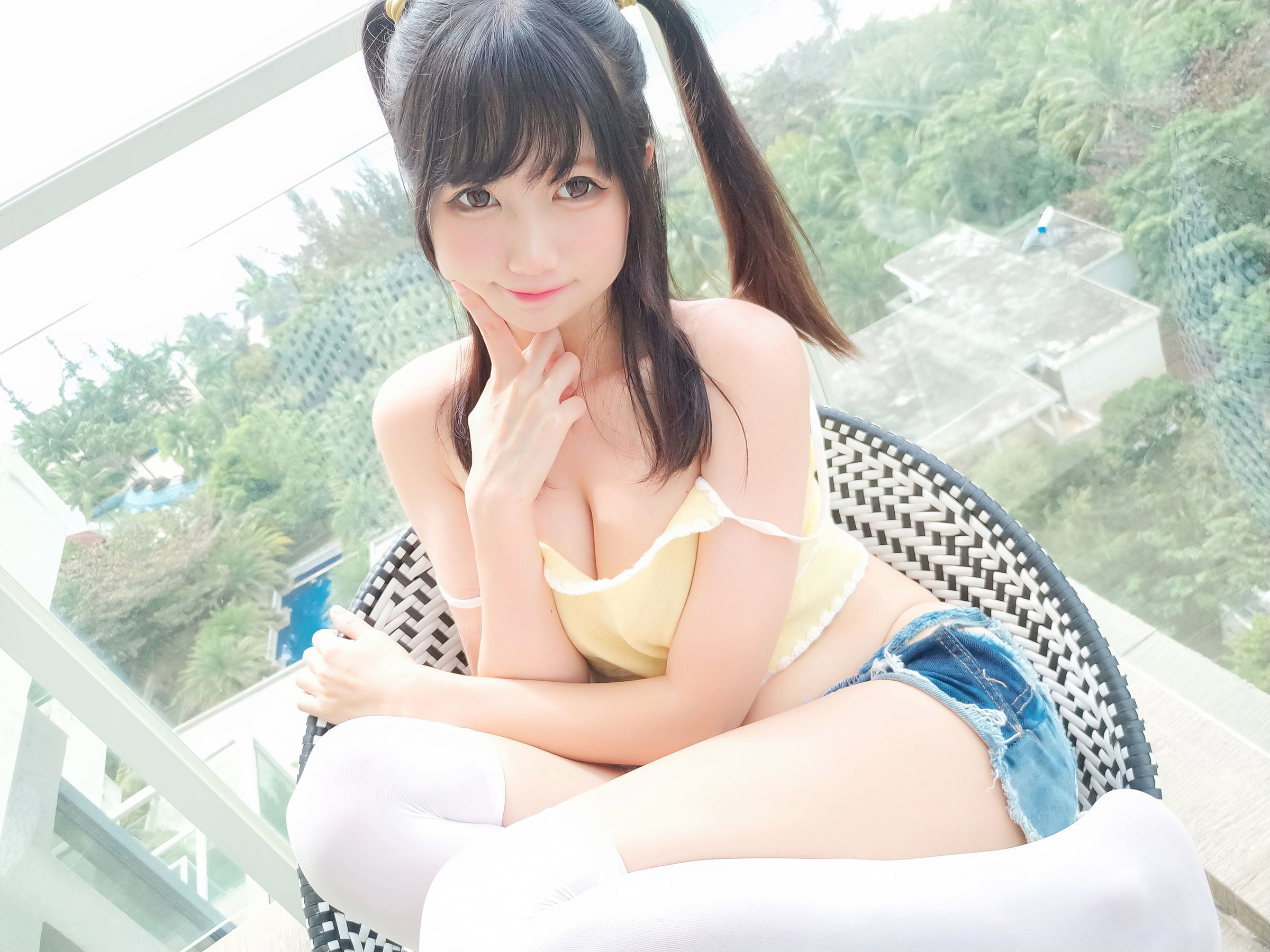 COS Welfare] Nagisa Monster Meow - Island Travel Selfie