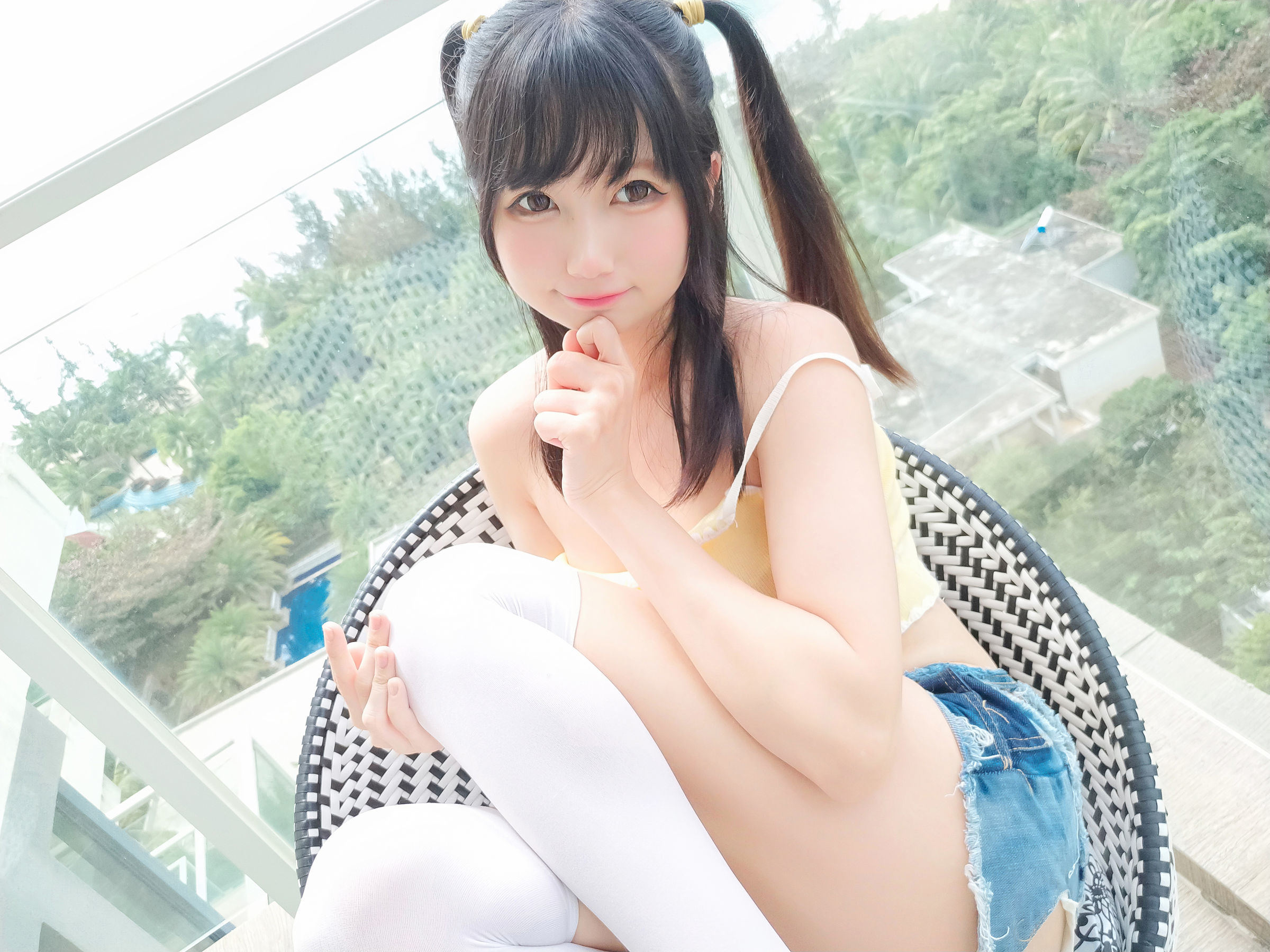 COS Welfare] Nagisa Monster Meow - Island Travel Selfie