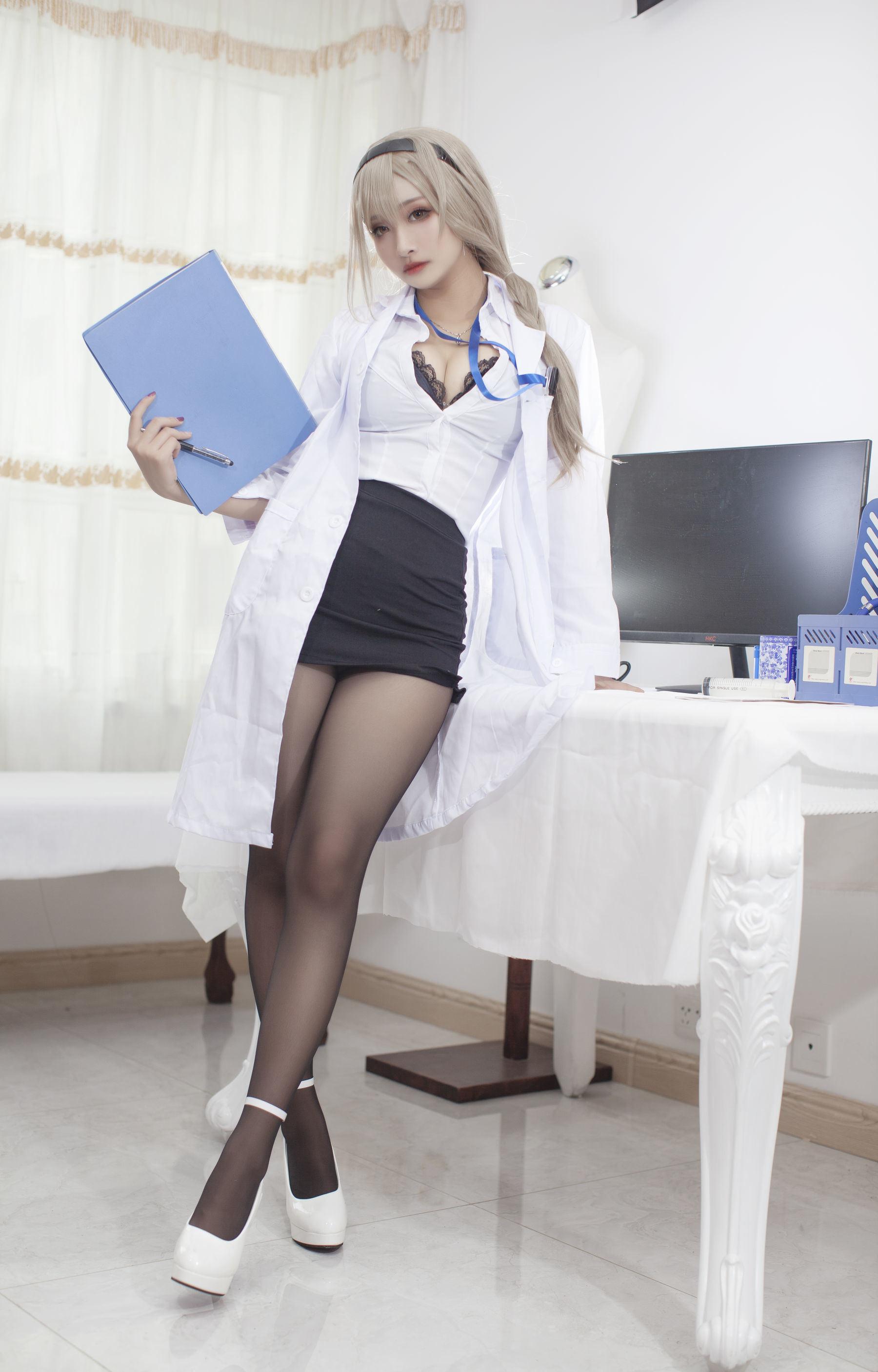 COS Welfare] Anime Blogger Luo Li  belle SAMA - Intern Doctor Yige