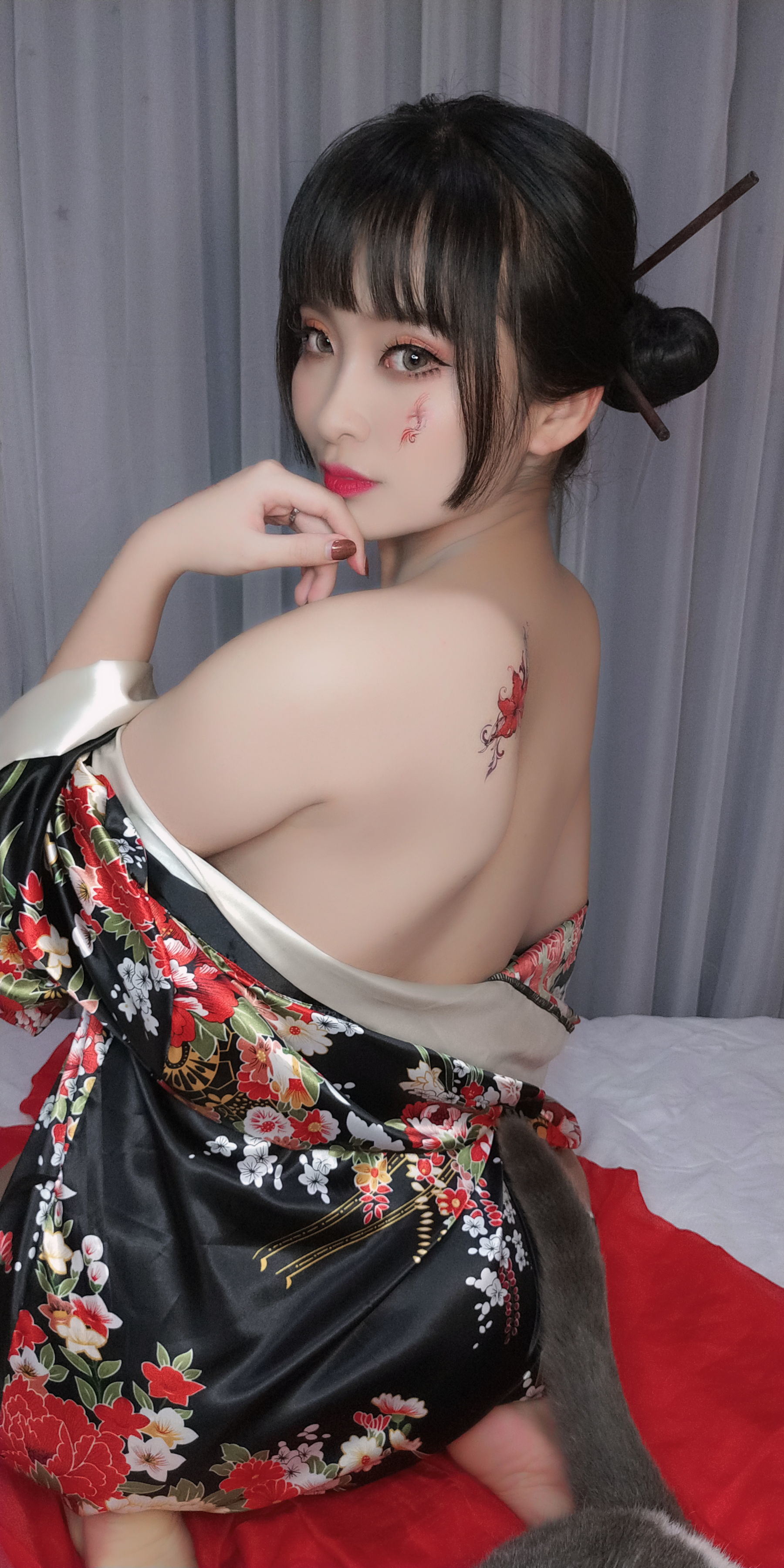 コスプレ福利] アニメブロガー 洛璃 belle SAMA - 歌舞伎