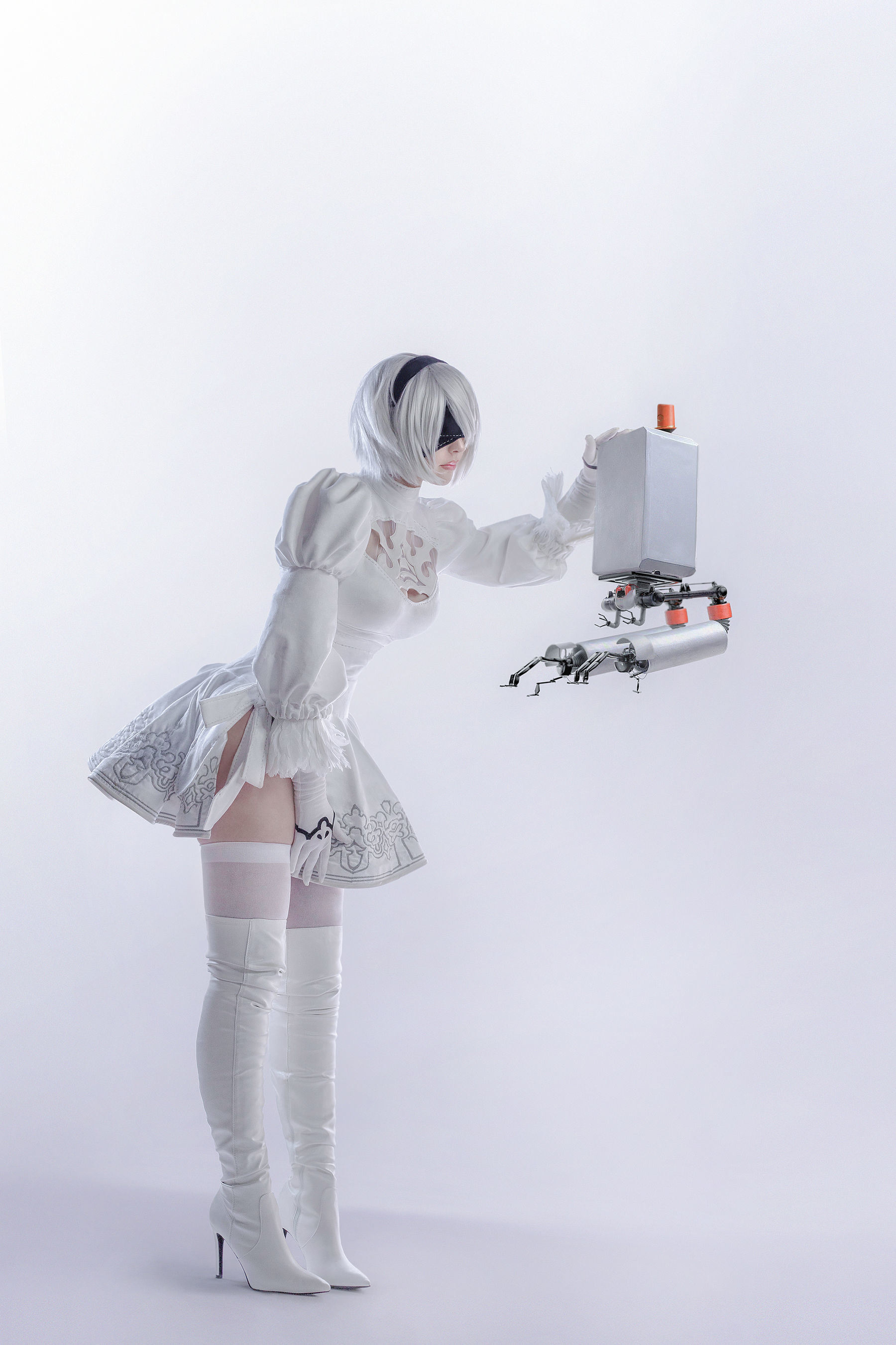 COS福利] 外國美女SayaTheFox - 2B 白色連衣裙