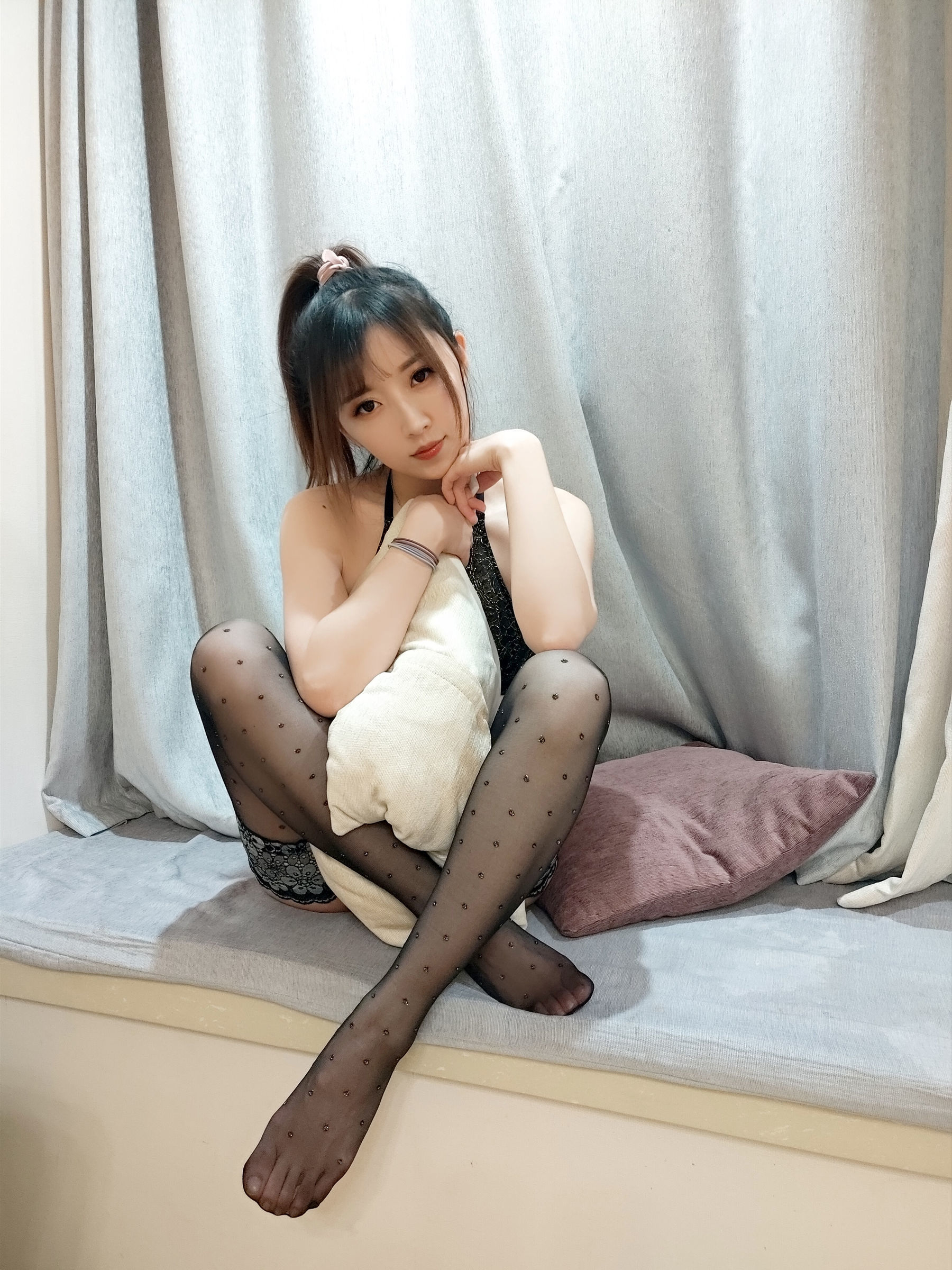 COS Phúc Lợi] Đấu Ngư Chủ Bá Tiểu Nữ Phù Thủy Luna - Tất Dài Ren Lấp Lánh Kim Cương Màu Đen