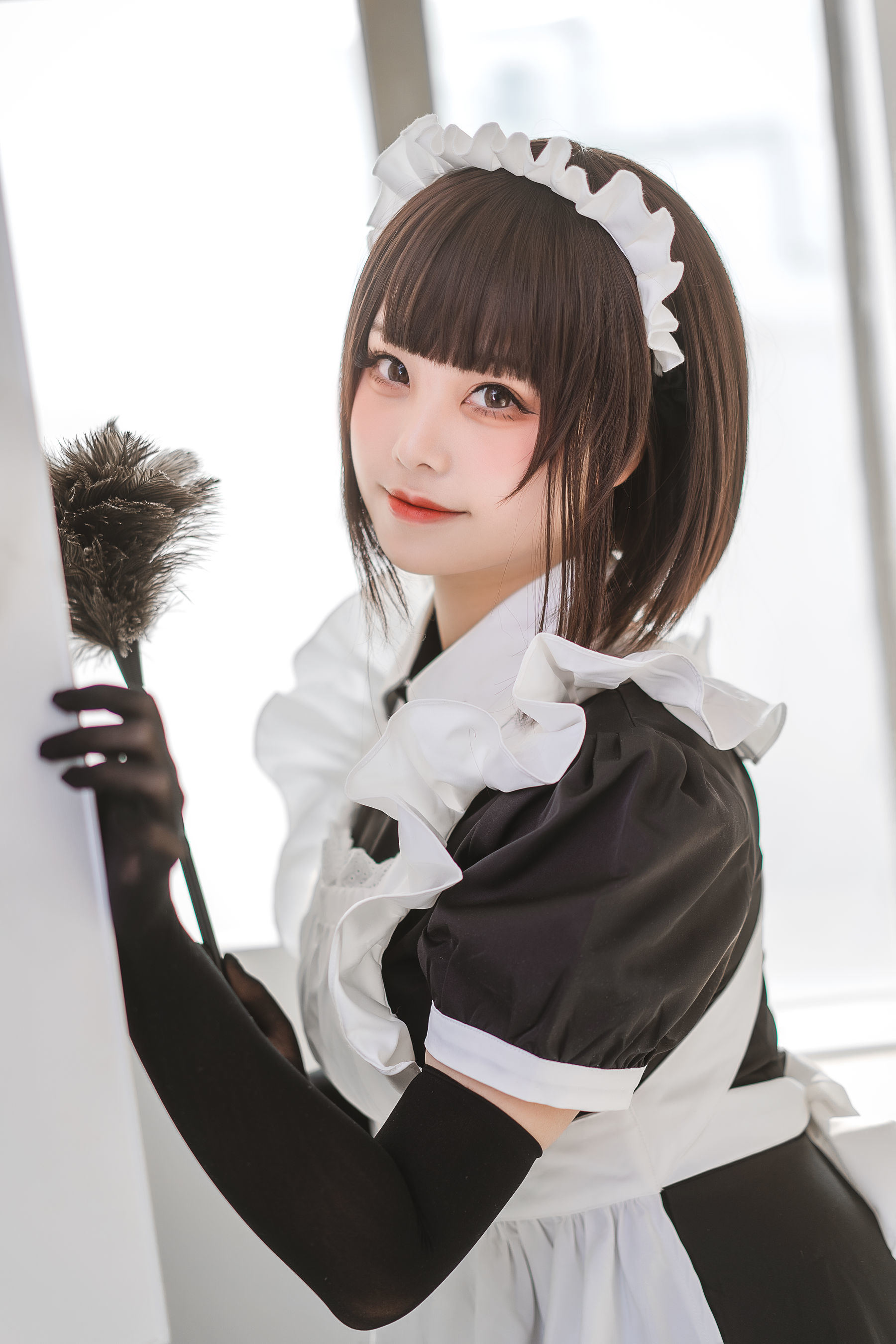 COS ウェルフェア] 萌え系お姉さん ミツジュウネコキュー - 民宿 メイド