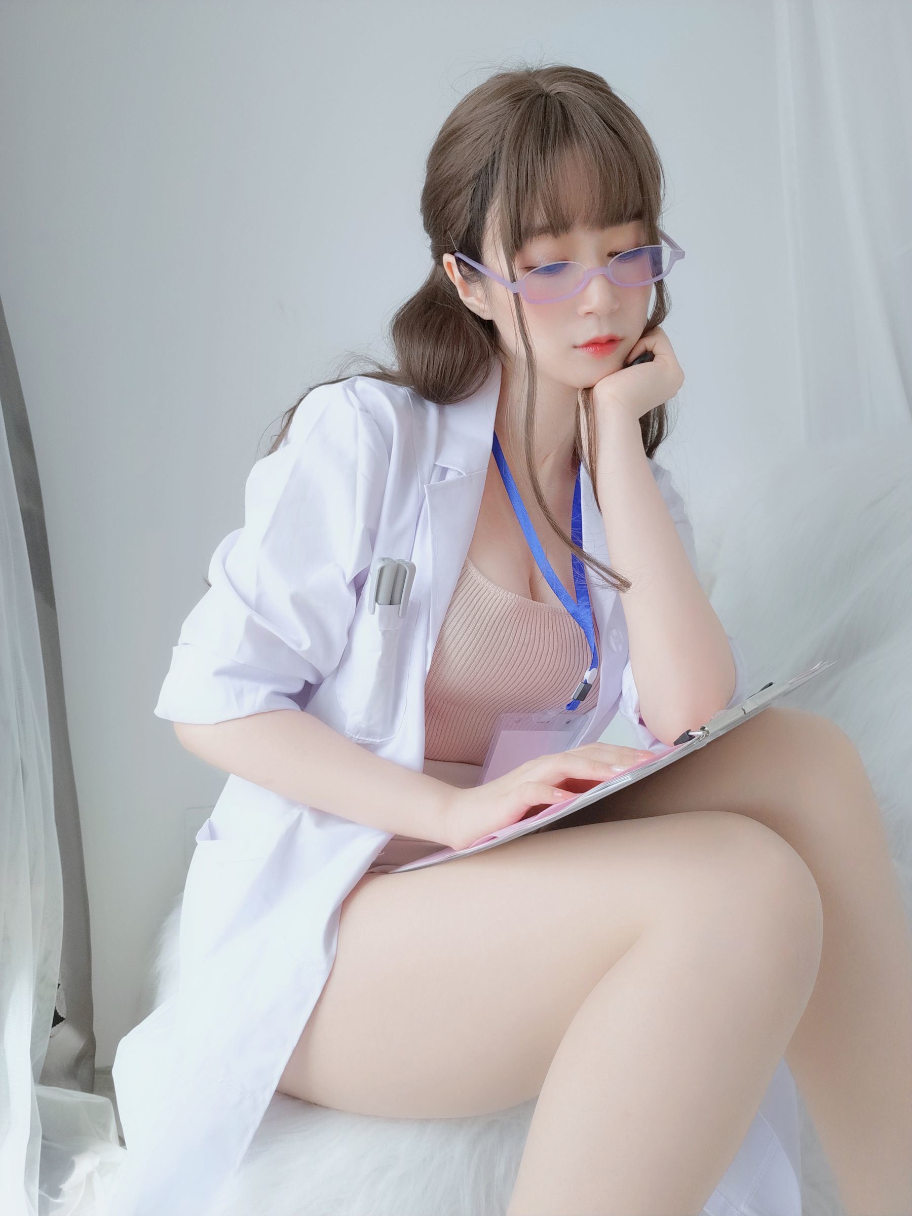 COS福利] 科瑟小姐姐白銀 - 私人醫生
