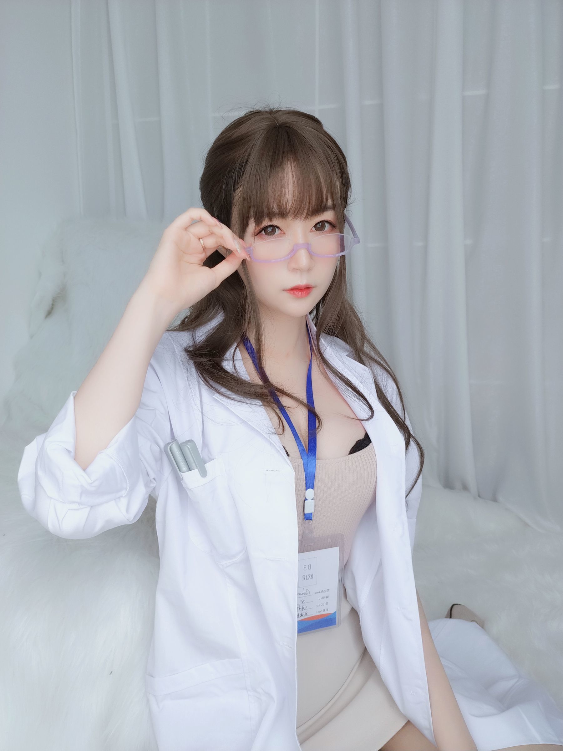 COS Welfare] Coser Miss Silver - Private Doctor