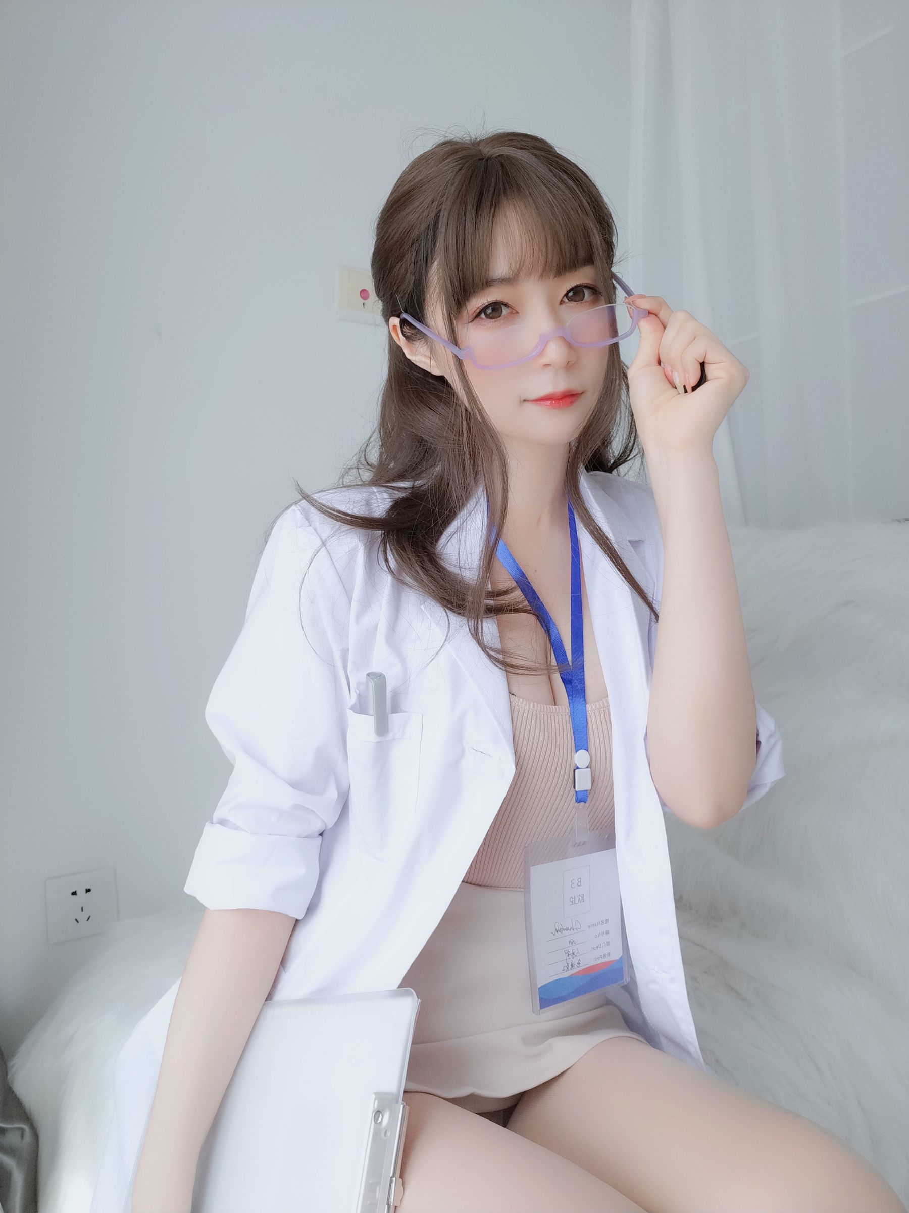 COS Welfare] Coser Miss Silver - Private Doctor
