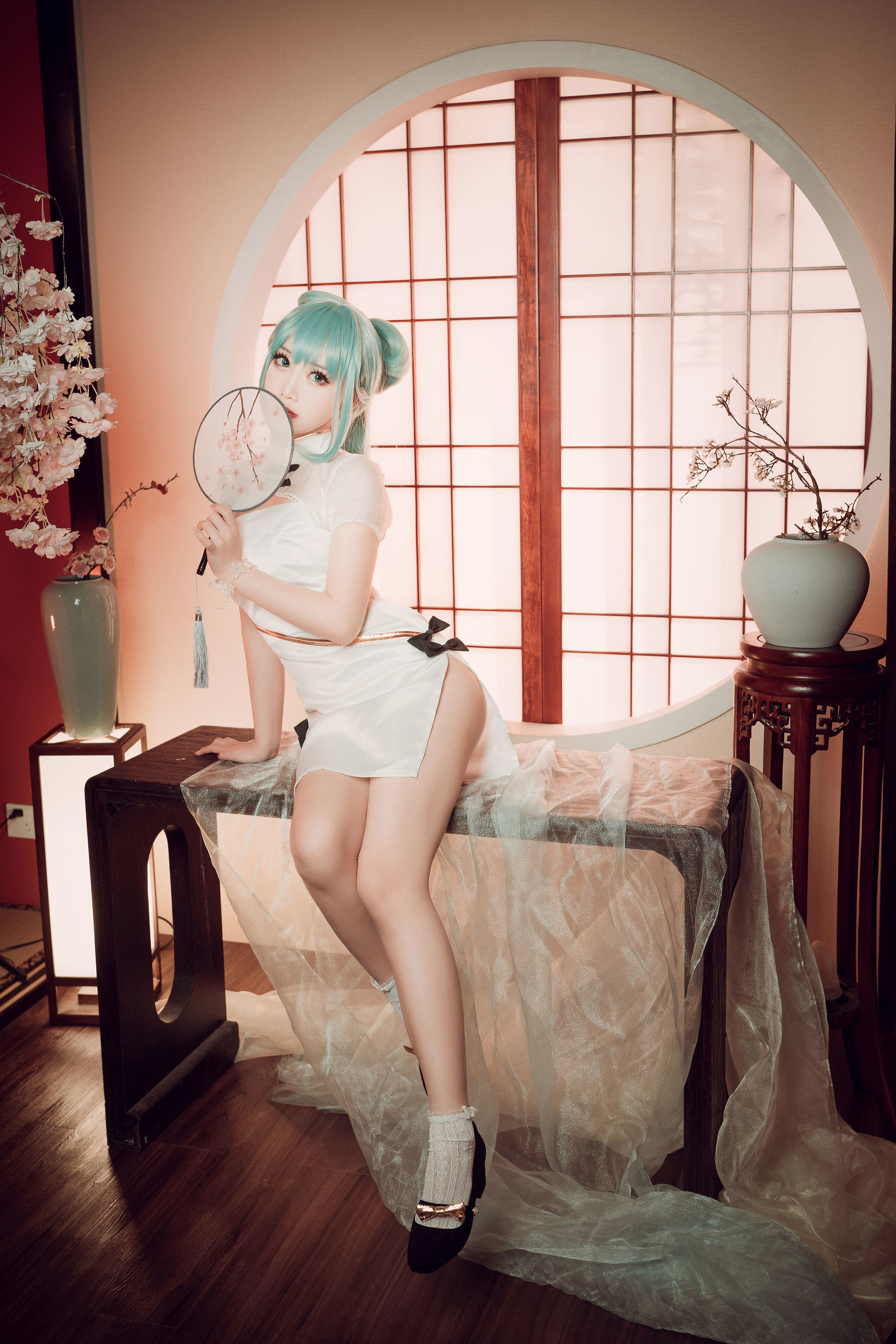 Cosplay Welfare] Cute Popular Cosplayer Mian Bing Xian Er - Hatsune Qipao