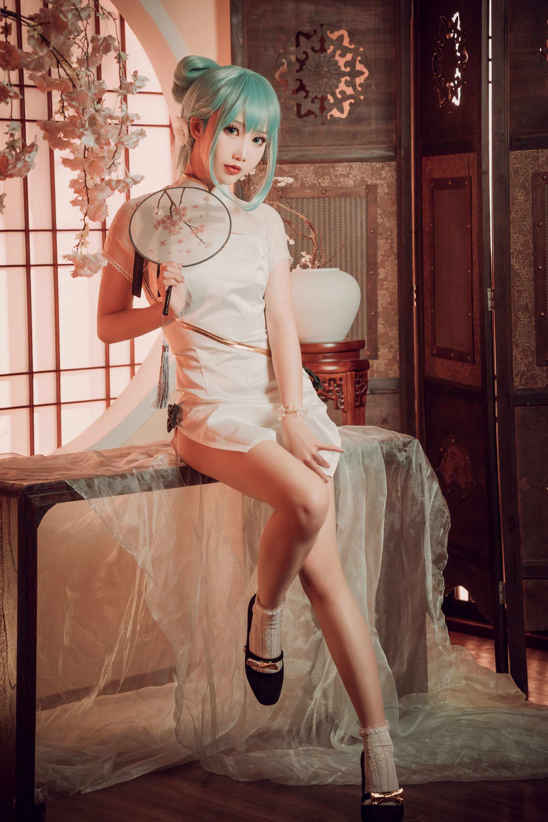 Cosplay Welfare] Cute Popular Cosplayer Mian Bing Xian Er - Hatsune Qipao