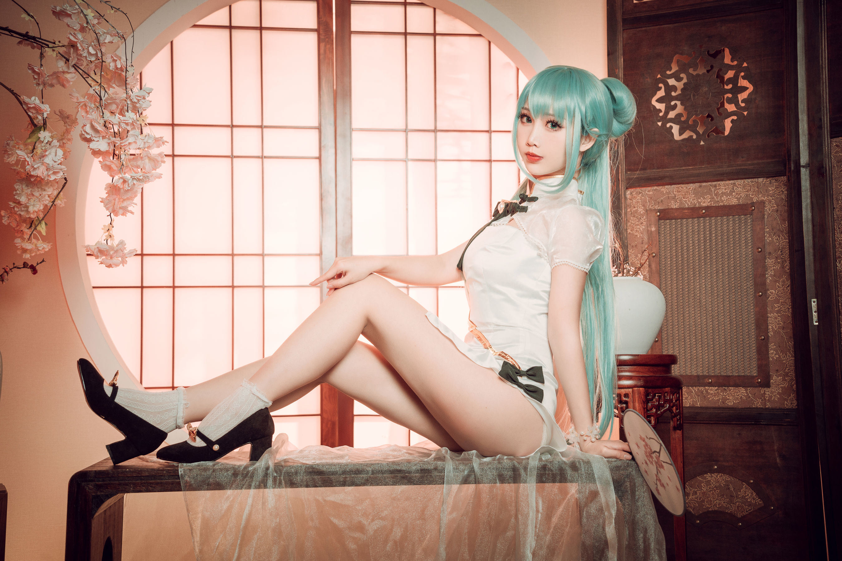 Cosplay Welfare] Cute Popular Cosplayer Mian Bing Xian Er - Hatsune Qipao