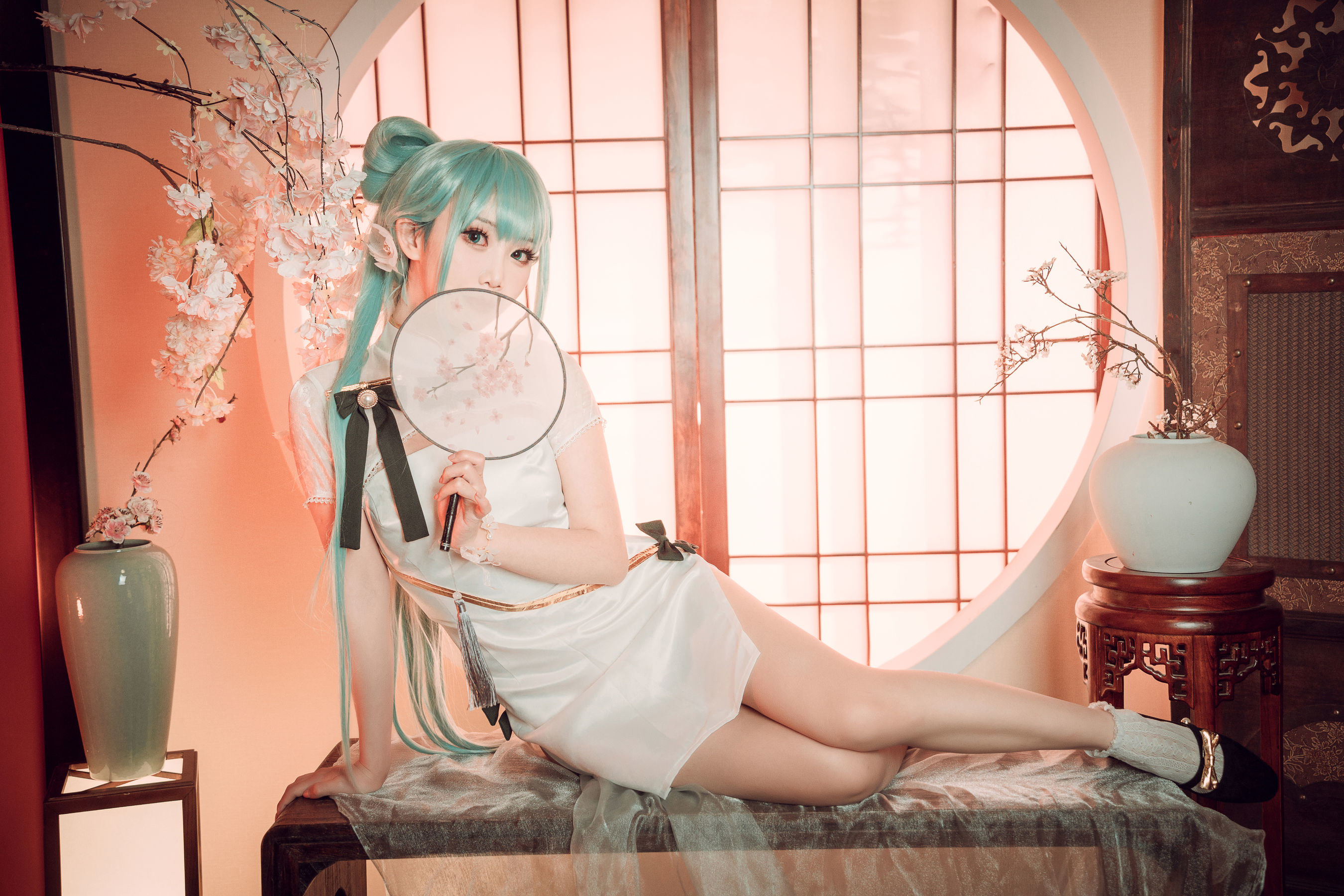 Cosplay Welfare] Cute Popular Cosplayer Mian Bing Xian Er - Hatsune Qipao