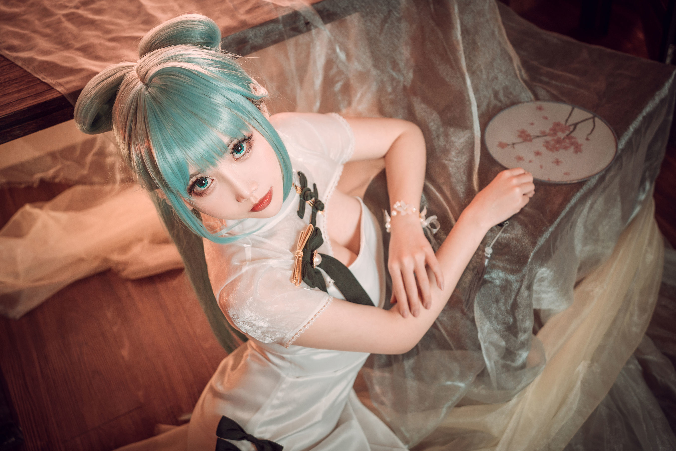 COS福利] 可愛人氣Coser麵餅仙兒 - 初音旗袍