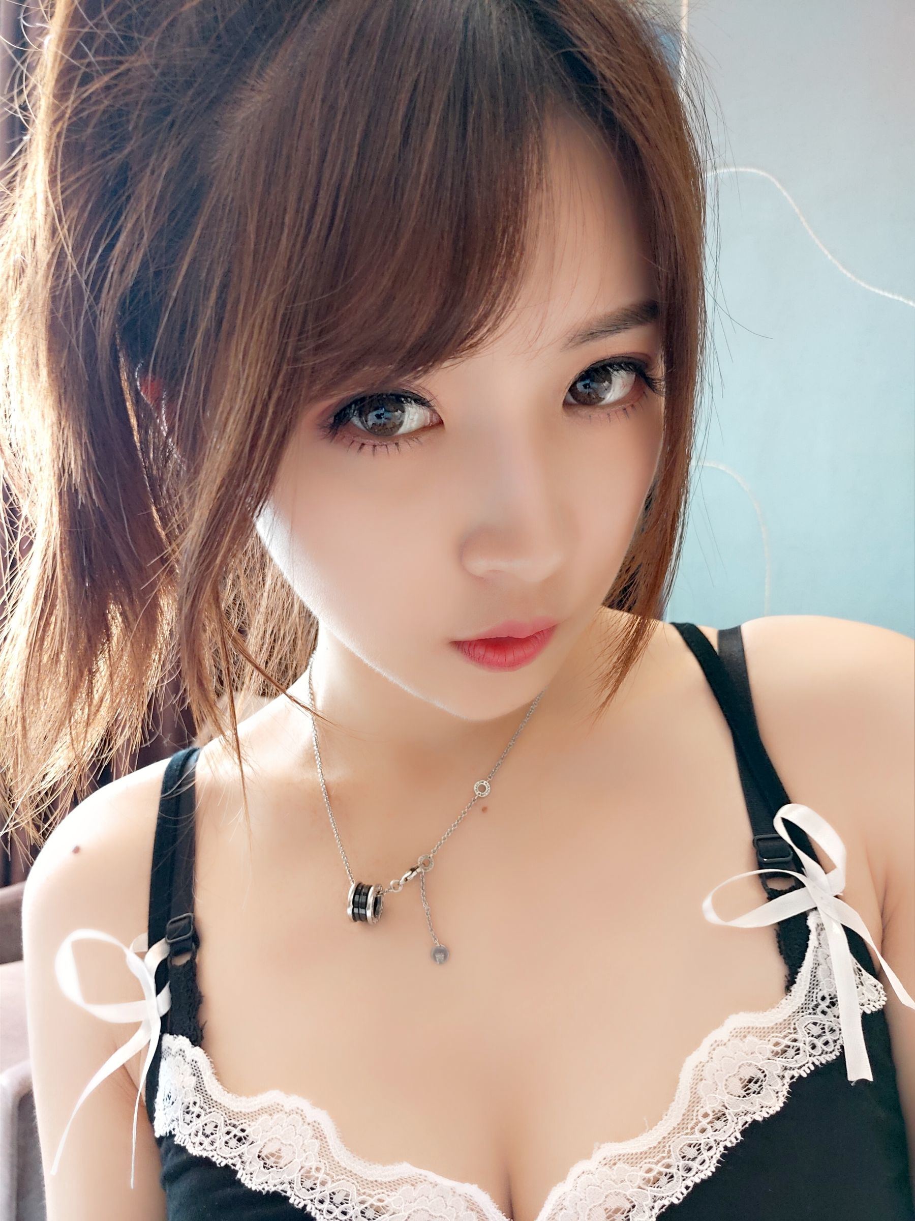 COS福利] 斗魚主播小女巫露娜 - 黑色吊帶裙