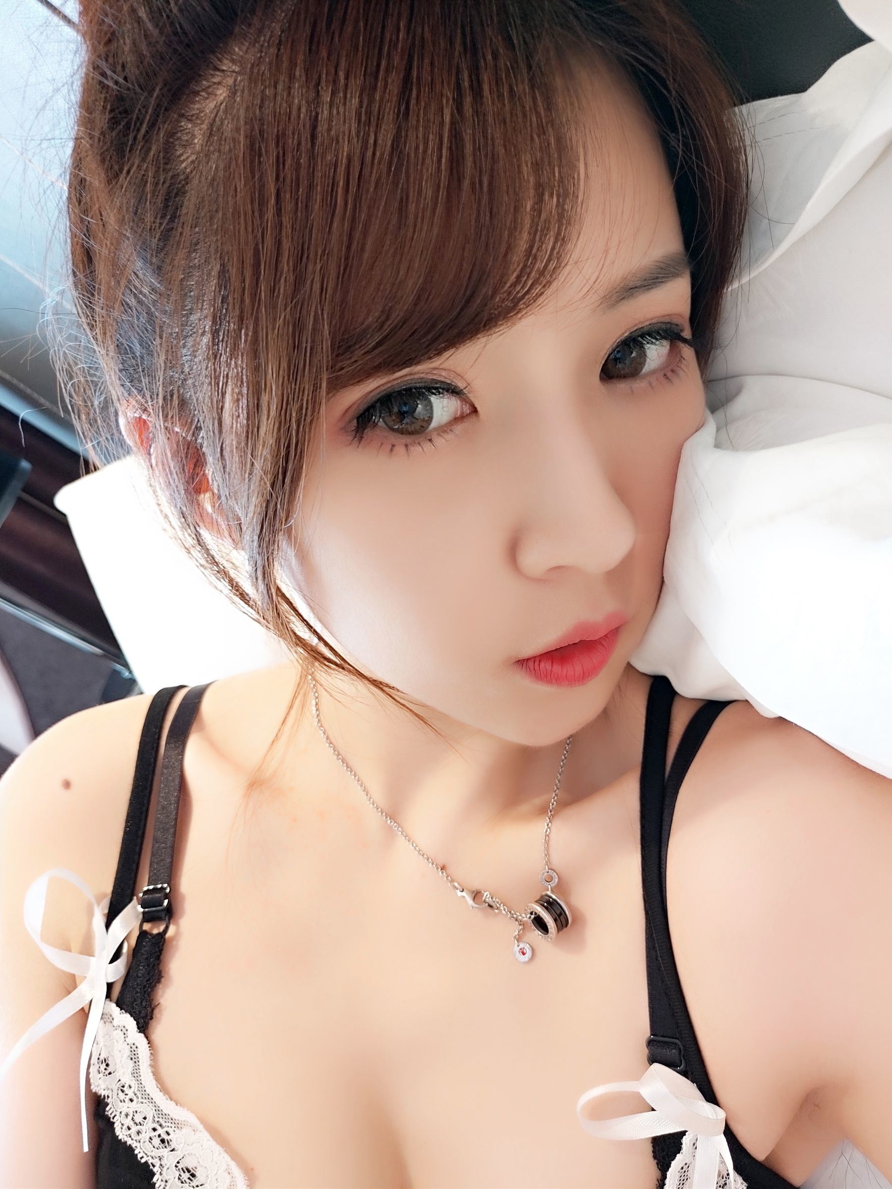 COS福利] 斗魚主播小女巫露娜 - 黑色吊帶裙
