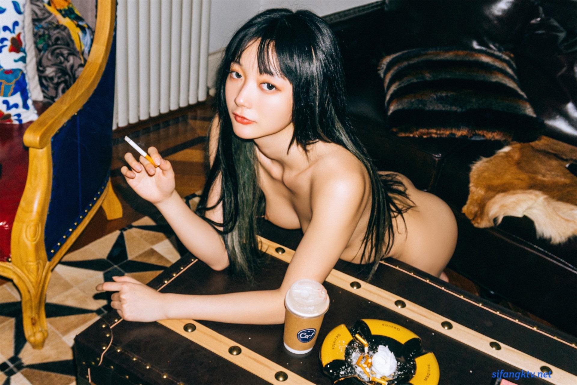 Shanghai Girl Aooomi 61P