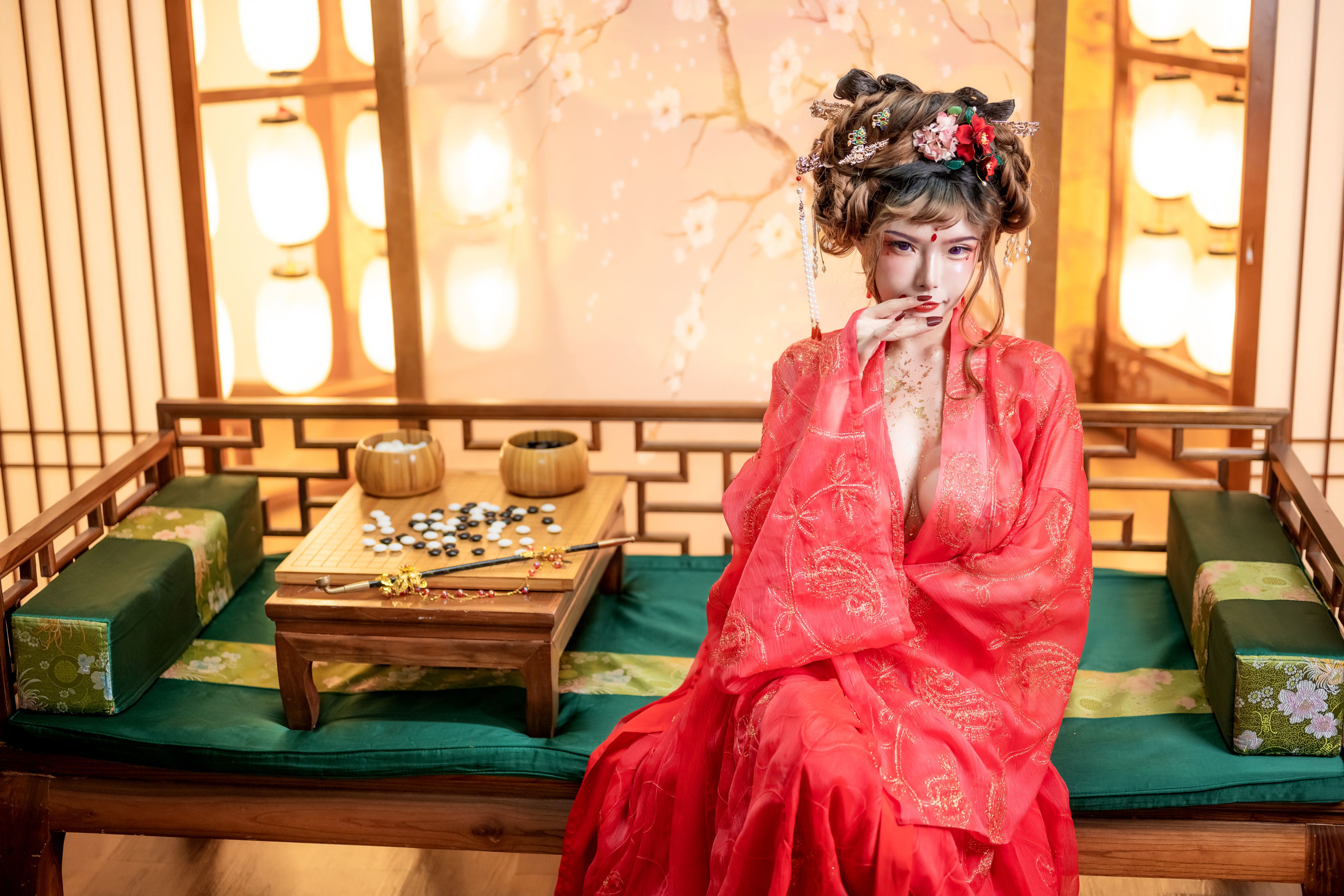 COS Welfare] Autumn and Corgi (Xia Xiao Qiu Qiu Qiu) - New Year Greeting Picture