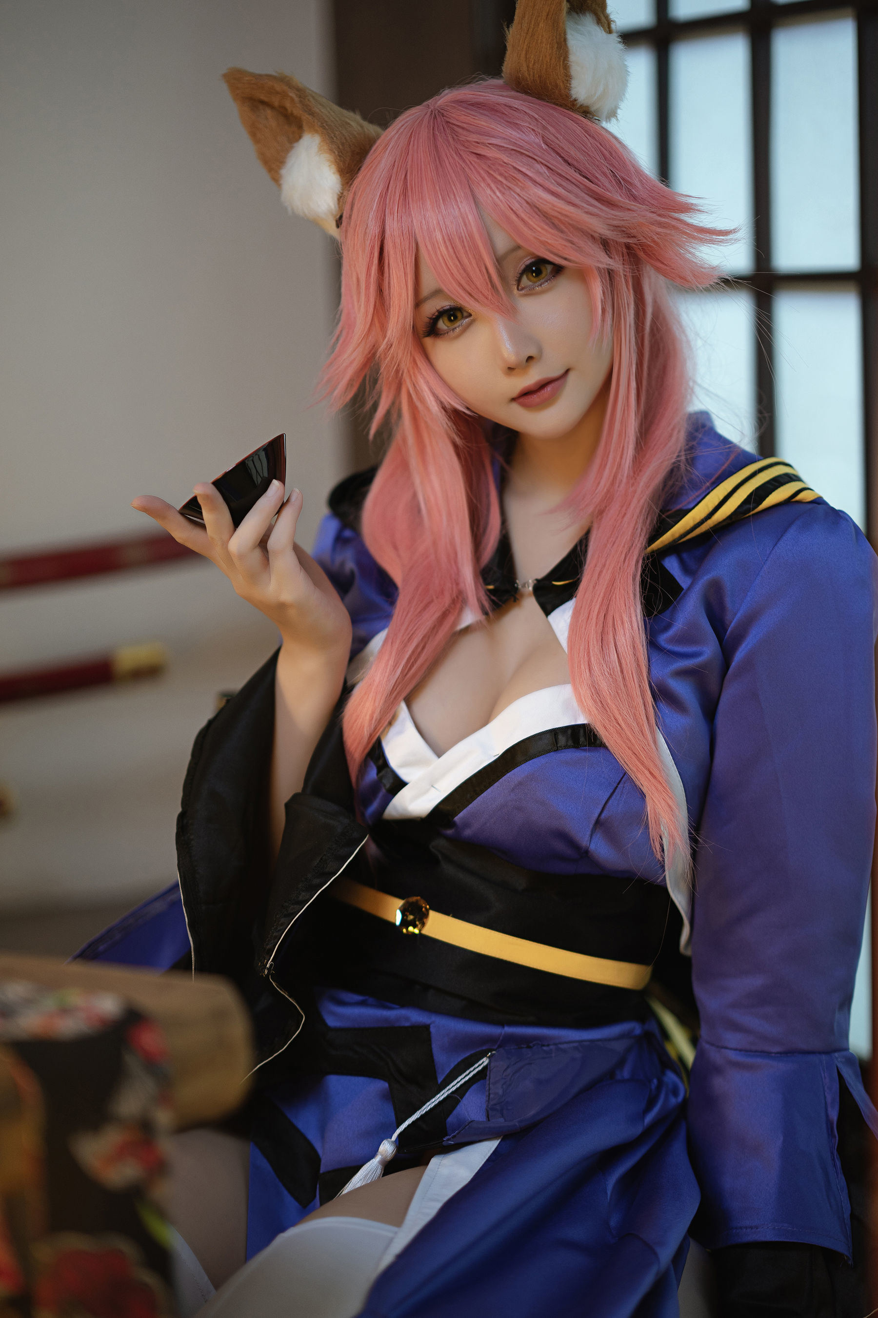COS Welfare] Coser Xiaojie Xing Zhi Chi Chi - Goshujin-sama "Tamamo-no-Mae Loyal Dog Building Up Strength, Ready to Go