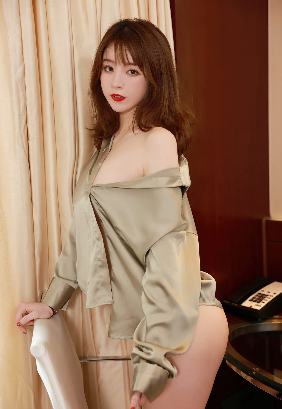 yoo優優白嫩美腿美少婦性感高跟涼鞋風騷白皙皮膚