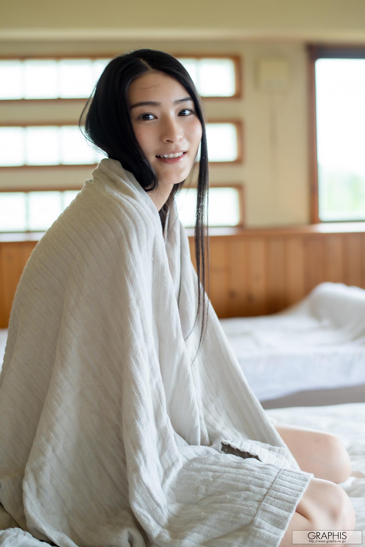 Graphis] RAINY SEASON SPECIAL 2021 – Honjo Suzu 161P