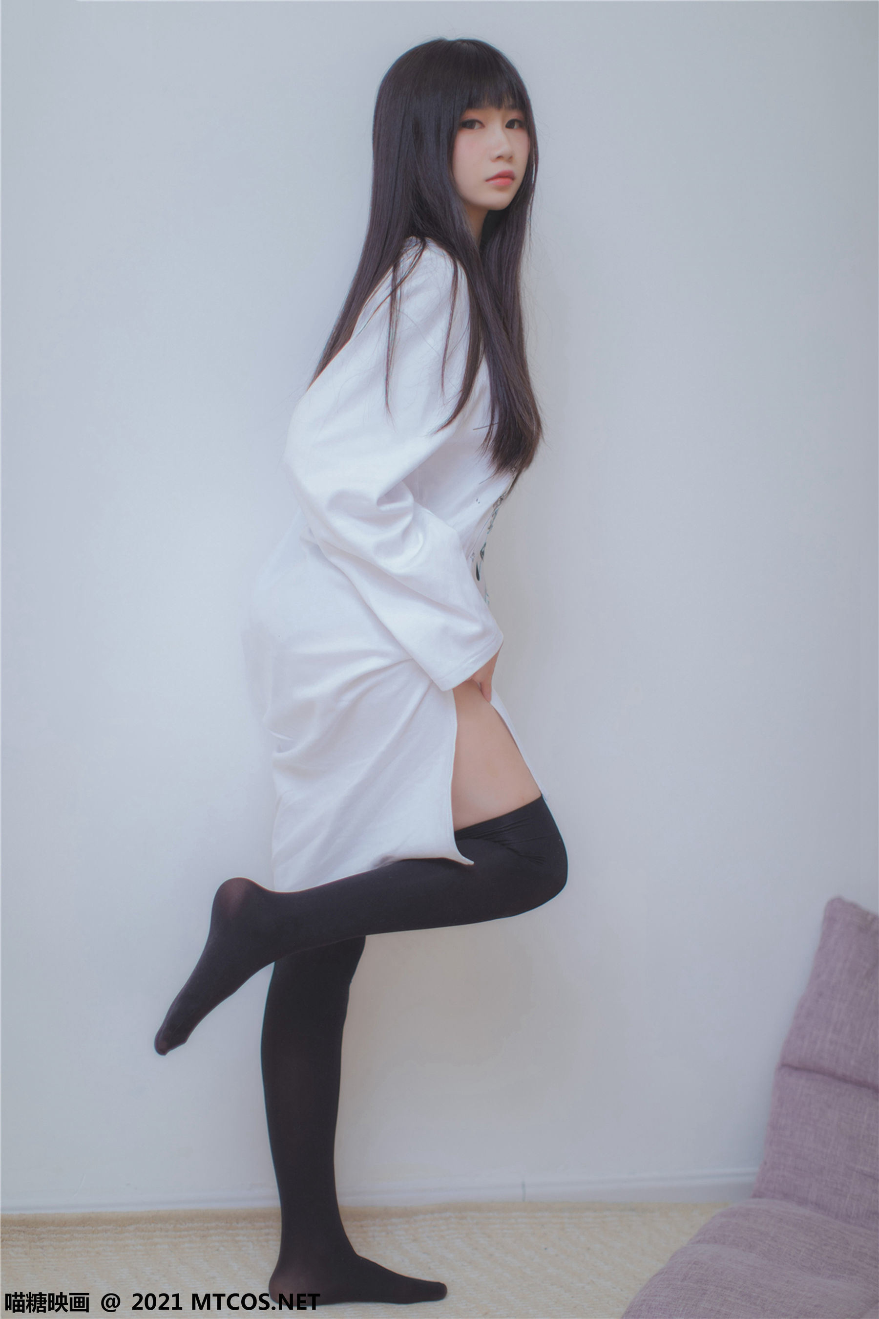 Miao Tang Film Vol. 403: Summer White T-Shirt
